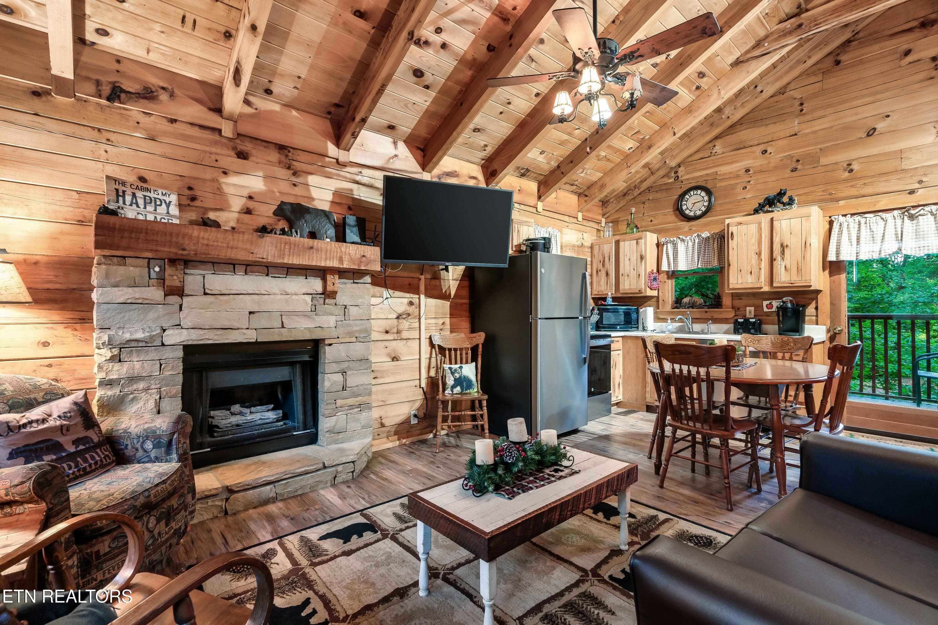 LV RM/ DR Combo - 722 Nighthawk Way, Pigeon Forge, TN 37863, Pigeon Forge