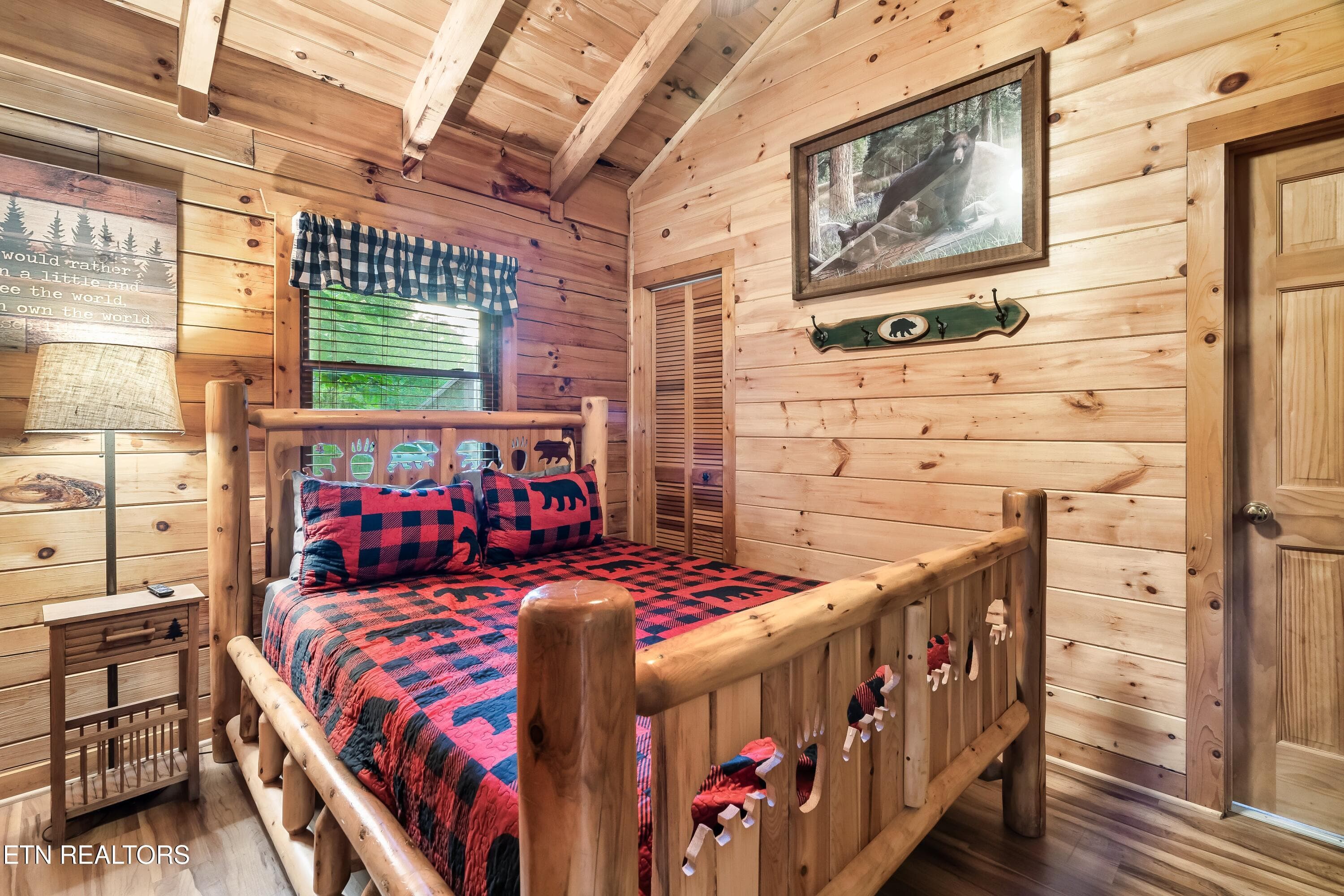 Main Level Bedroom - 722 Nighthawk Way, Pigeon Forge, TN 37863, Pigeon Forge