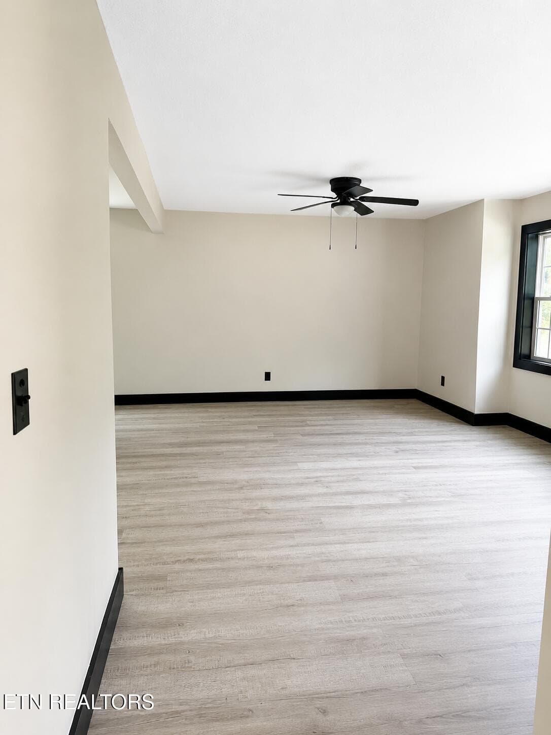489284B9-BDC8-47AD-8153-1C2E36F735F6 - 105 Pelham Rd, Knoxville, TN 37914, Knoxville