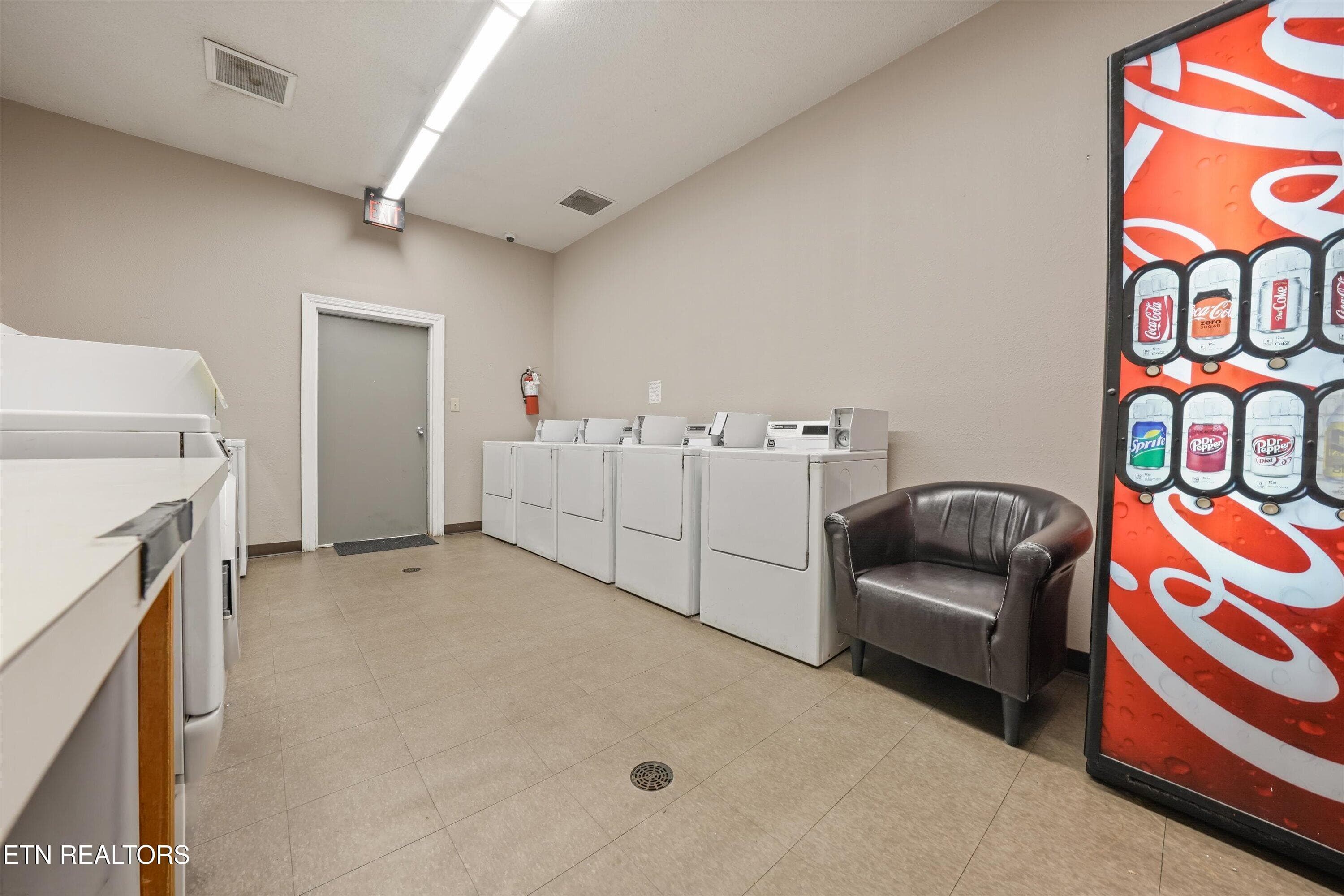 On-Site Coin Laundry - 1260 Ski View Drive 5305, Gatlinburg, TN 37738, Gatlinburg