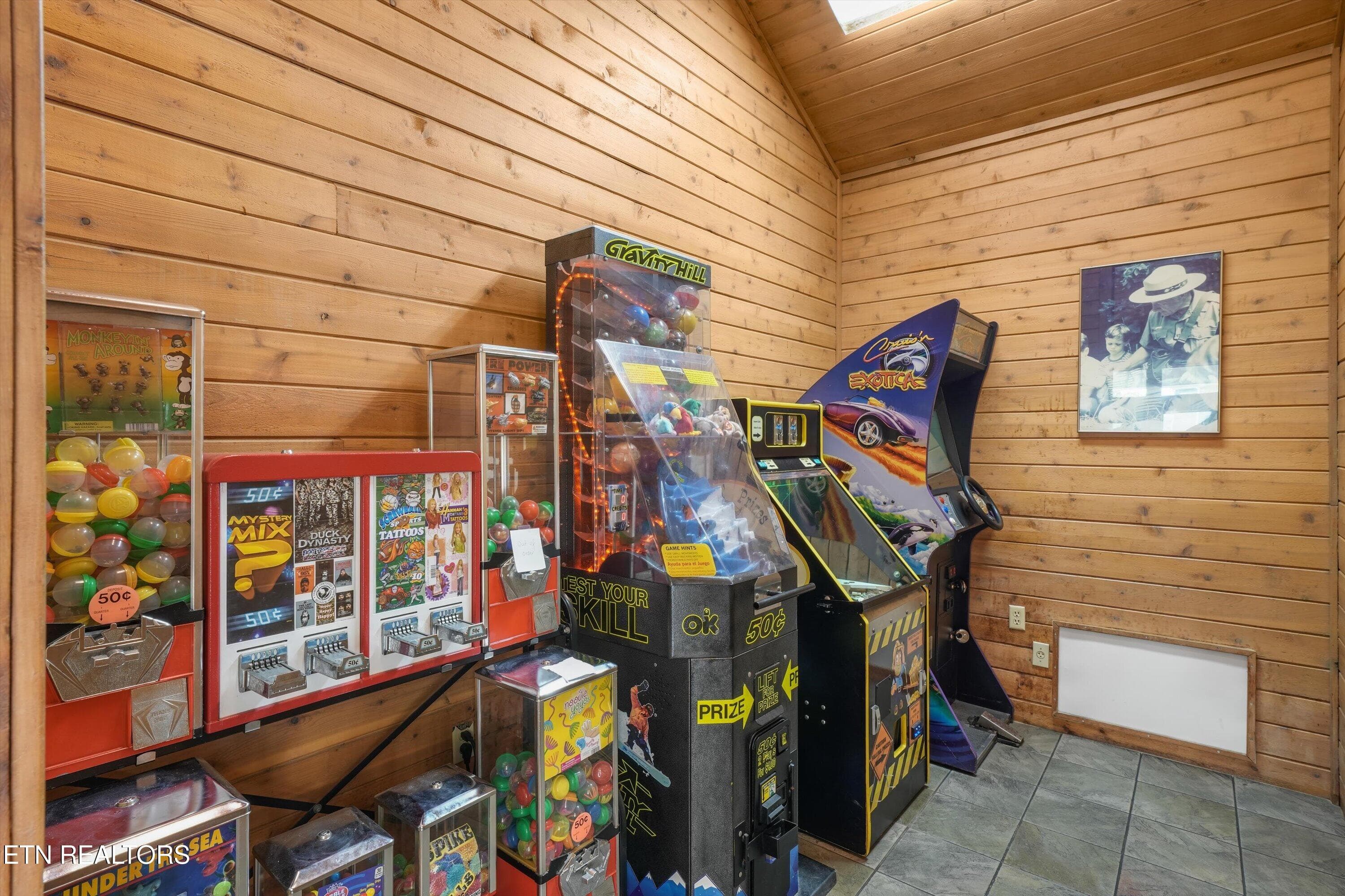Game Room - 1260 Ski View Drive 5305, Gatlinburg, TN 37738, Gatlinburg