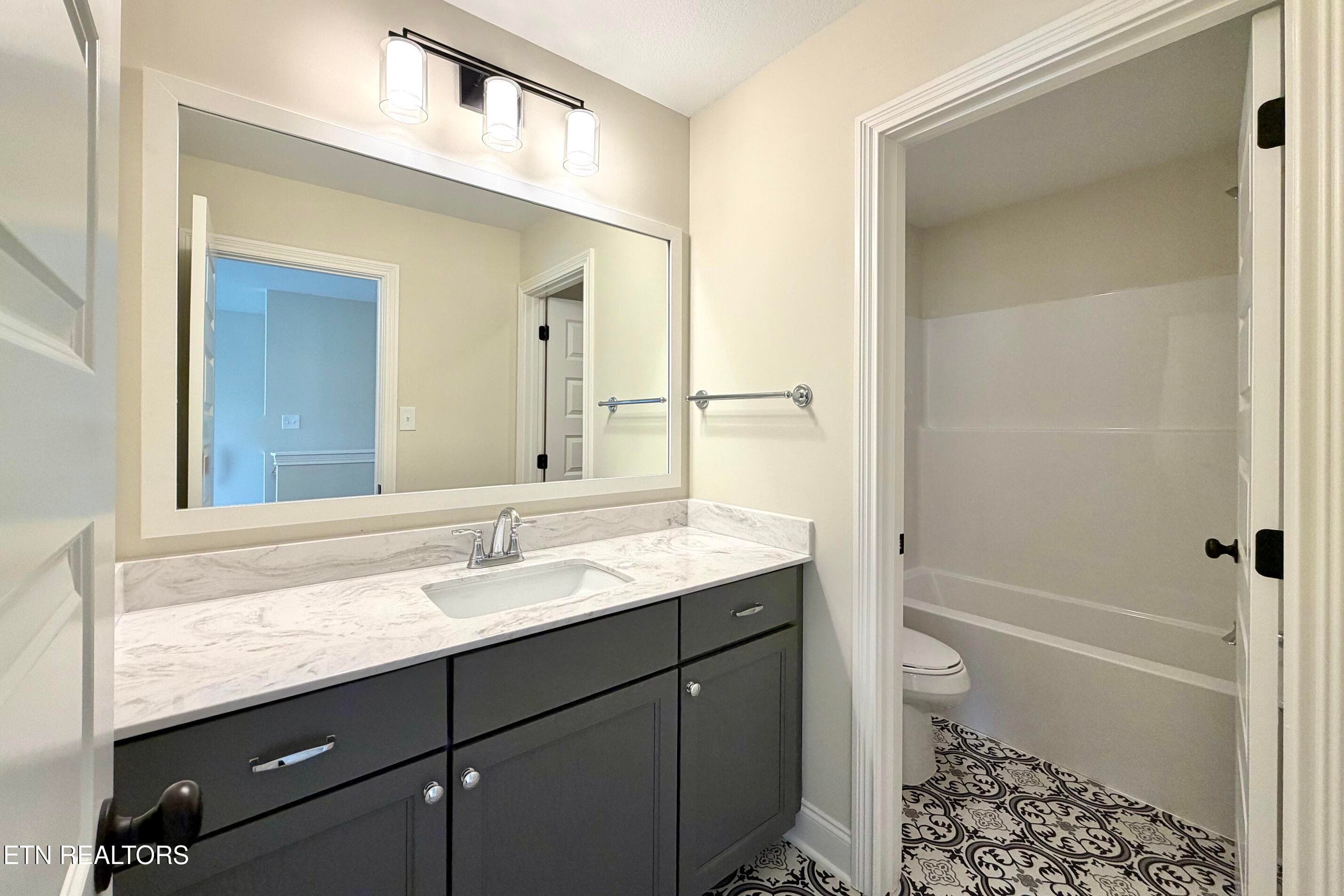image1 3 2 - 8914 Queensdale Lane, Knoxville, TN 37924, Knoxville
