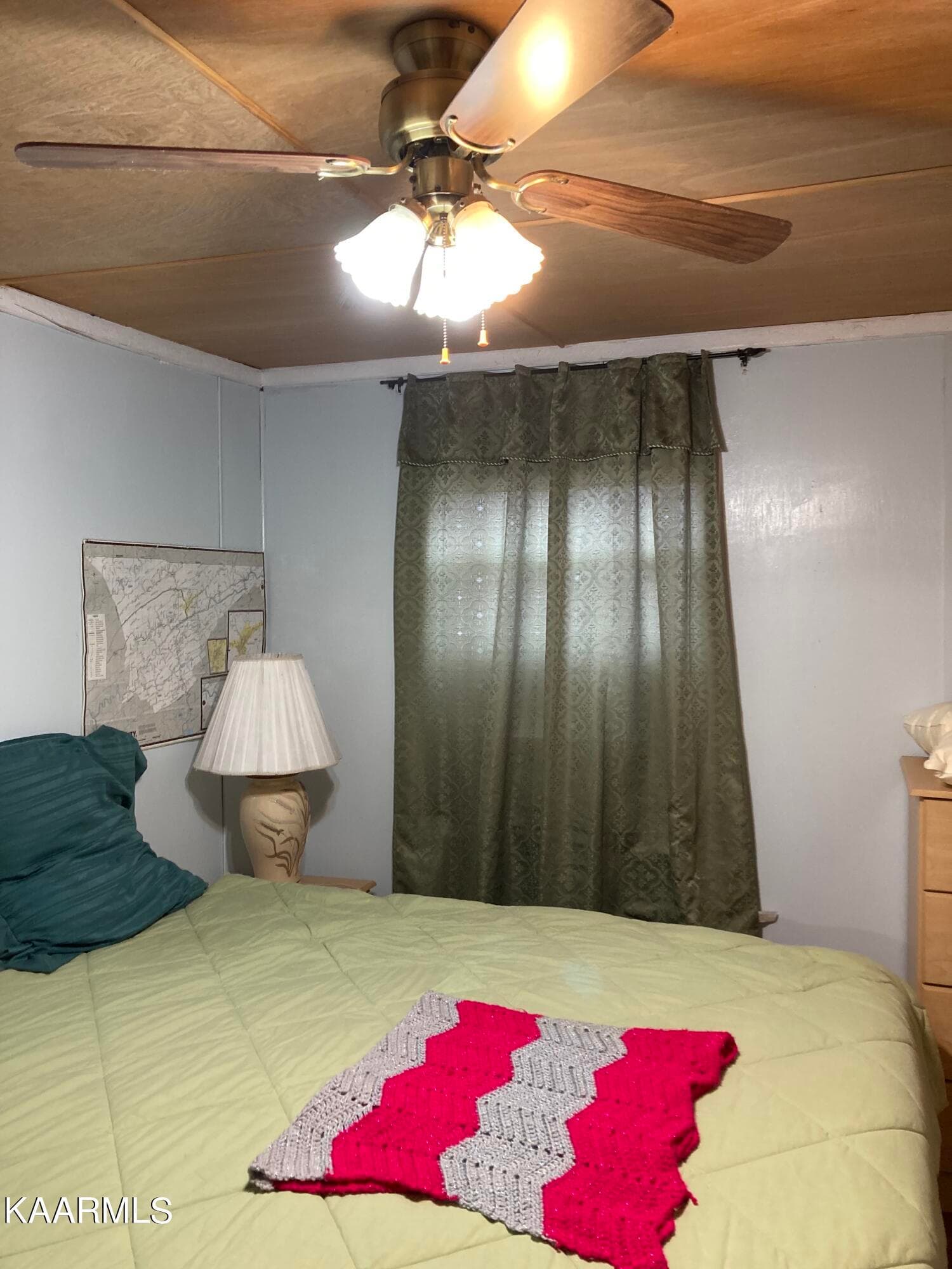 Guest room is freshly painted! jpeg - 5271 Vardy Blackwater Rd, Sneedville, TN 37869
