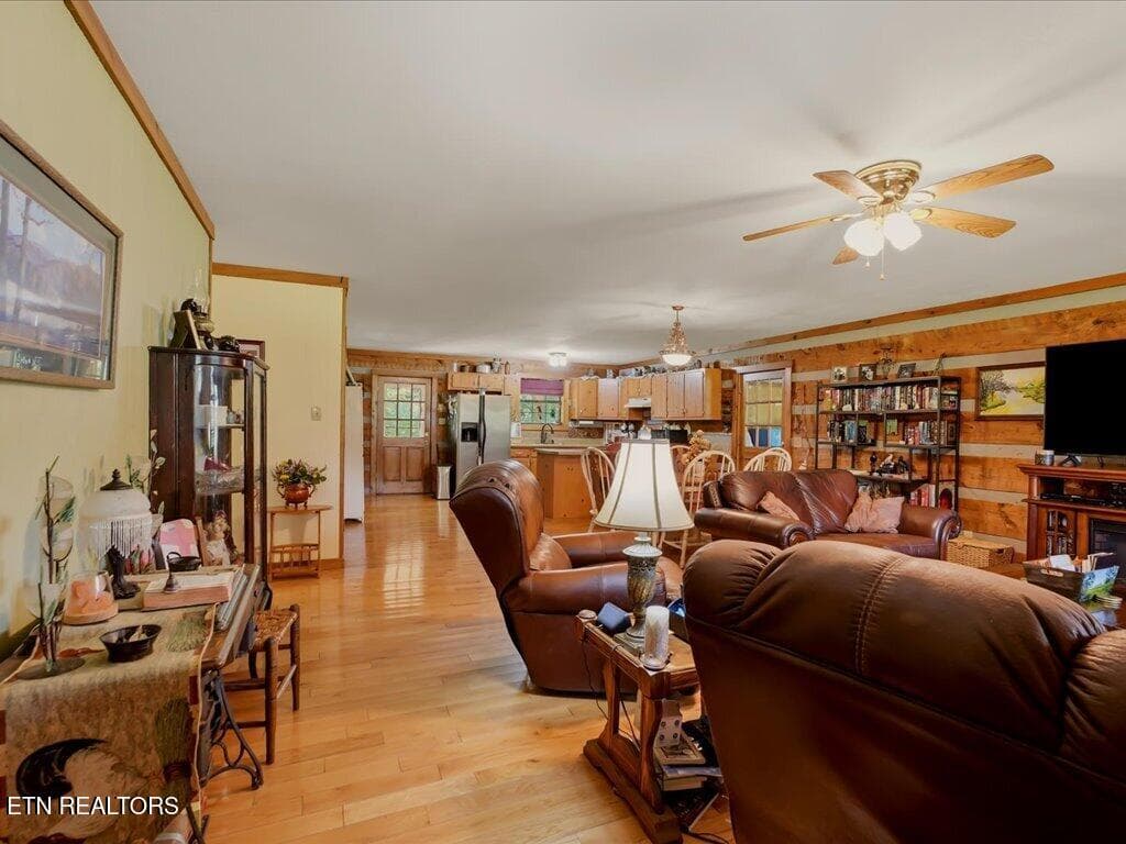 855 Chestnut Grove Cir - 8 - 855 Chestnut Grove Circle, Dandridge, TN 37725