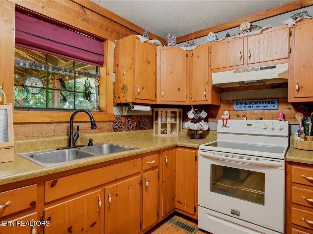 855 Chestnut Grove Cir - 13 - 855 Chestnut Grove Circle, Dandridge, TN 37725