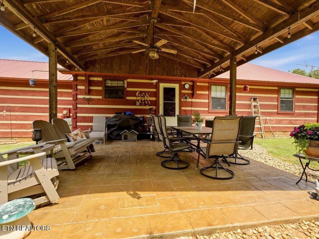 855 Chestnut Grove Cir - 29 - 855 Chestnut Grove Circle, Dandridge, TN 37725