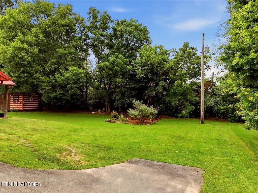 855 Chestnut Grove Cir - 37 - 855 Chestnut Grove Circle, Dandridge, TN 37725