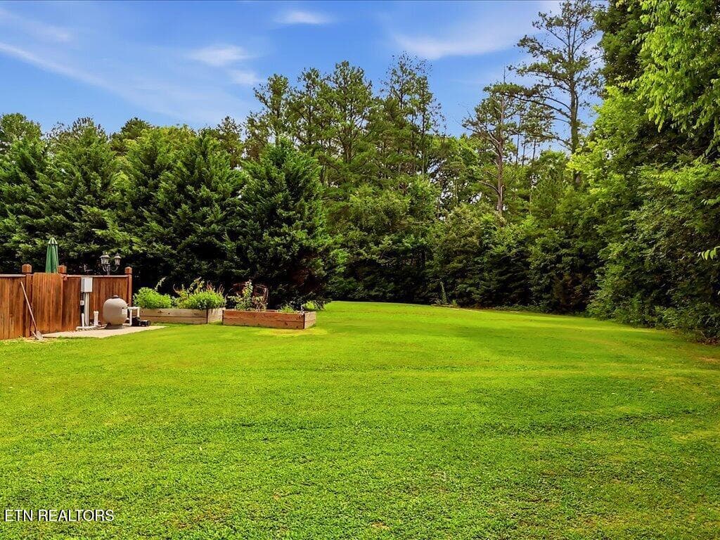 855 Chestnut Grove Cir - 38 - 855 Chestnut Grove Circle, Dandridge, TN 37725