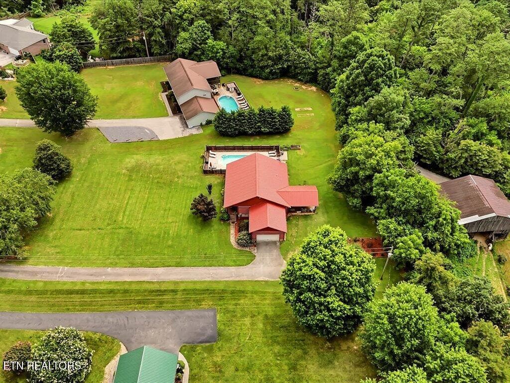 855 Chestnut Grove Cir - 42 - 855 Chestnut Grove Circle, Dandridge, TN 37725