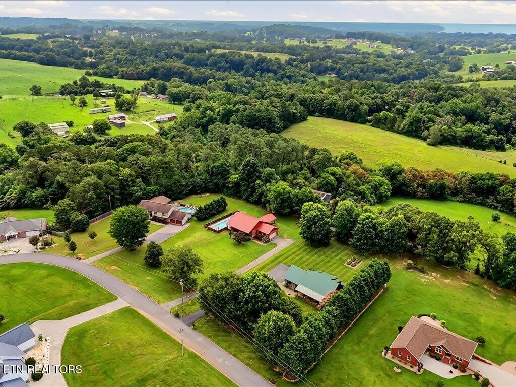 855 Chestnut Grove Cir - 43 - 855 Chestnut Grove Circle, Dandridge, TN 37725