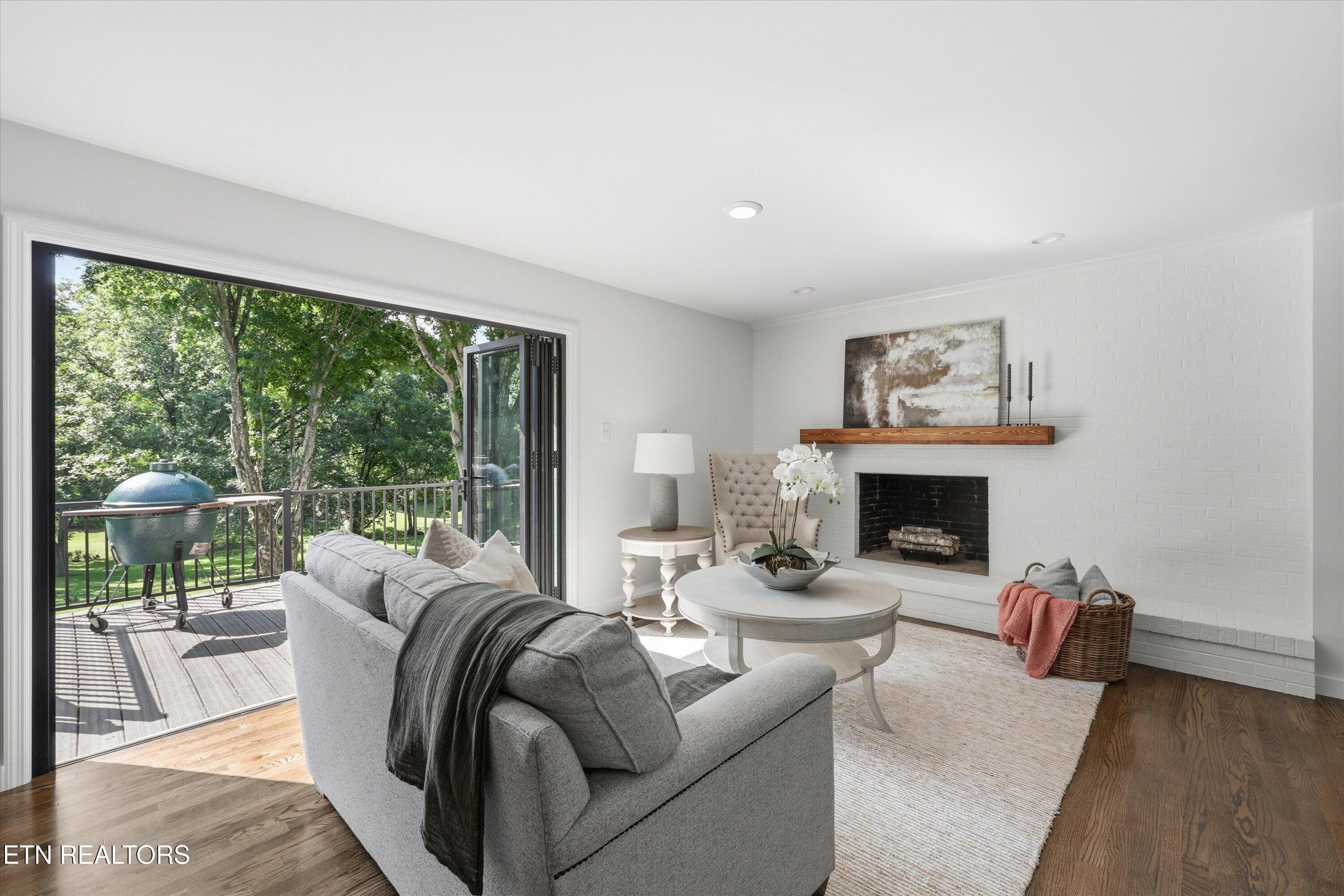 4-2316 Cove Field Rd [3191561] v2-252 - 2316 Cove Field Rd, Knoxville, TN 37919, Knoxville