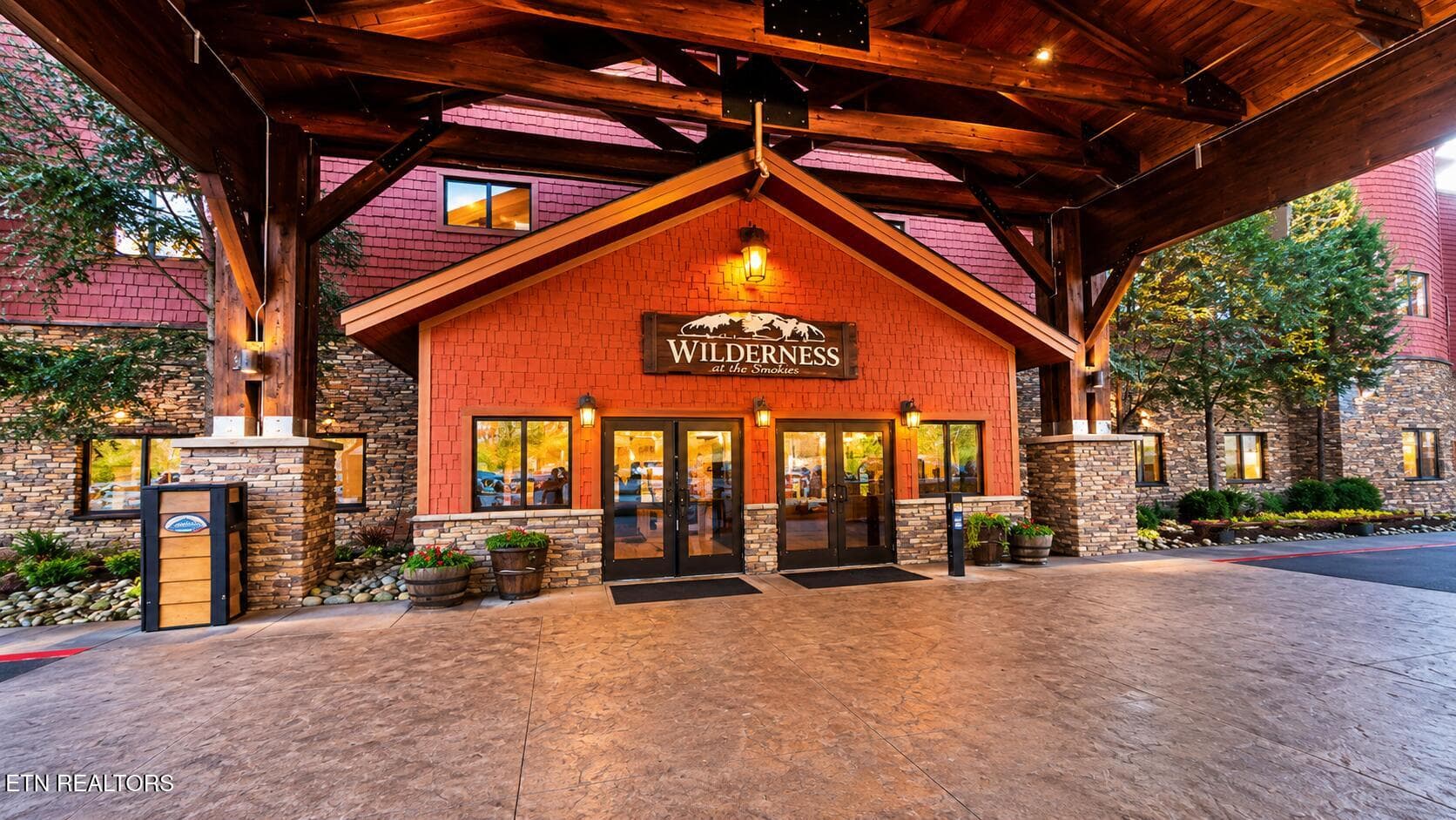 1424 Old Knoxville Hwy 13079/8, Sevierville, TN 37876