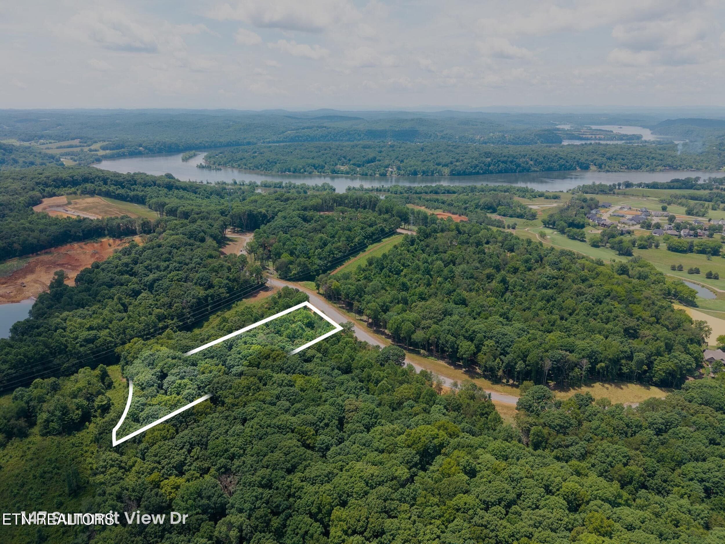 147 Summit View Dr. - 147 Summit View Drive, Loudon, TN 37774