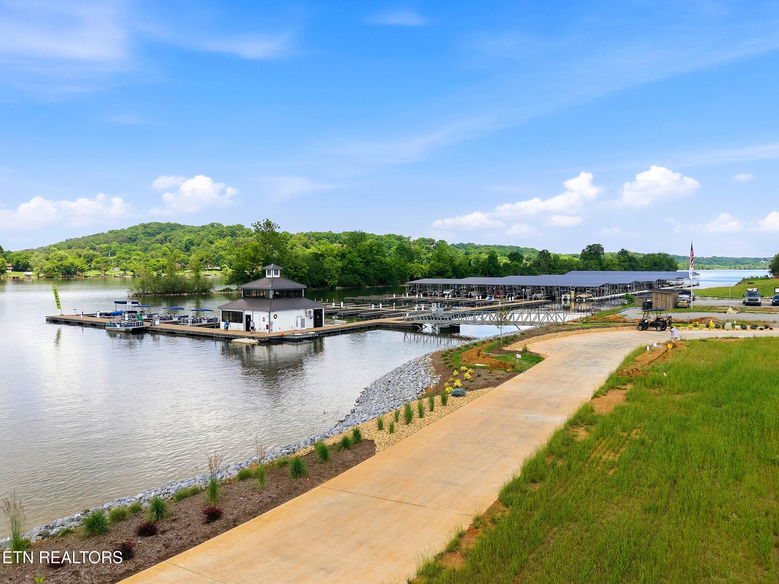 Tennessee National - 147 Summit View Drive, Loudon, TN 37774