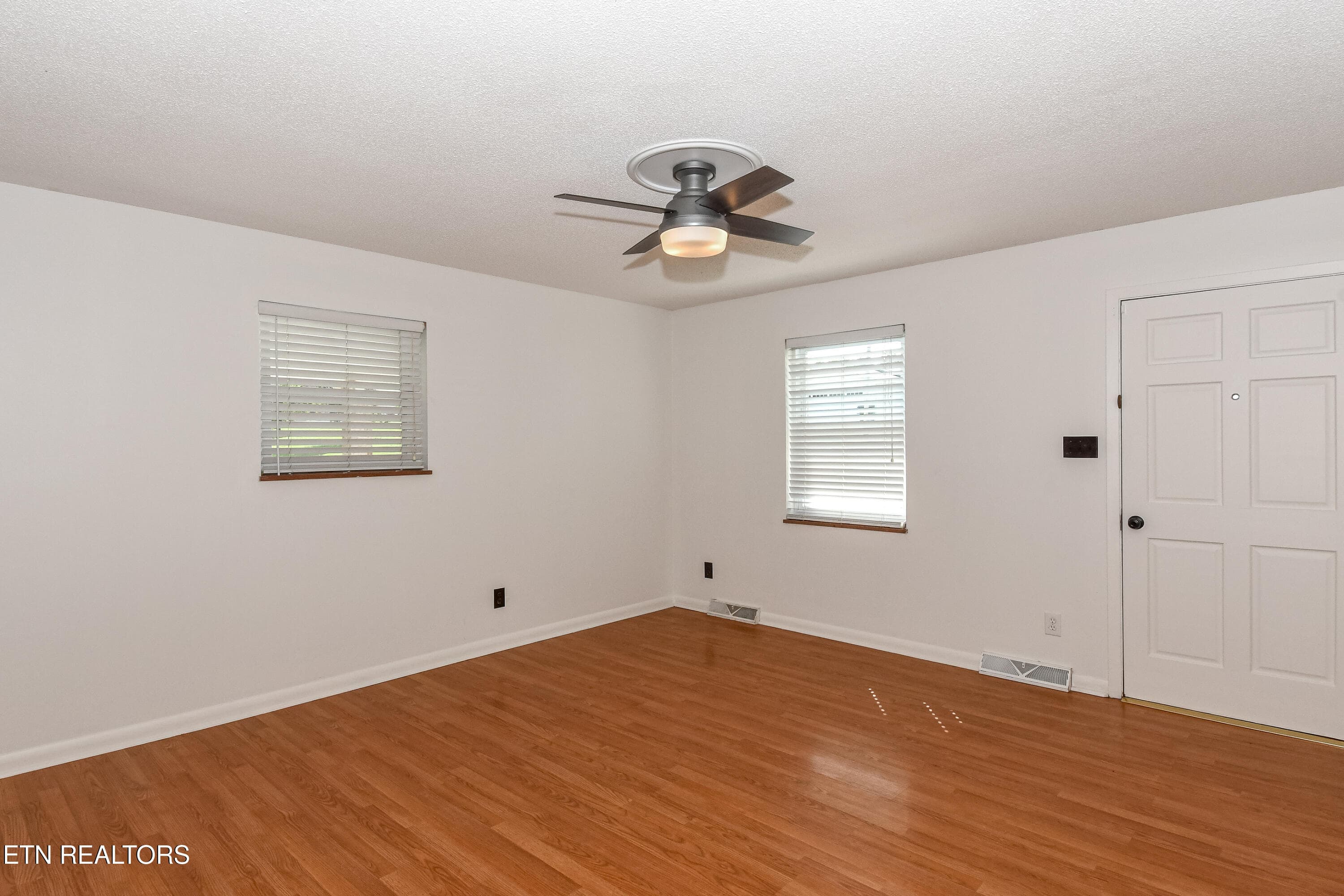 DSC_7386 - 2919 W Woodbine Drive, Maryville, TN 37803, Maryville