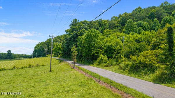 IMG_5757 - 1913 Dry Fork Valley Rd, Philadelphia, TN 37846