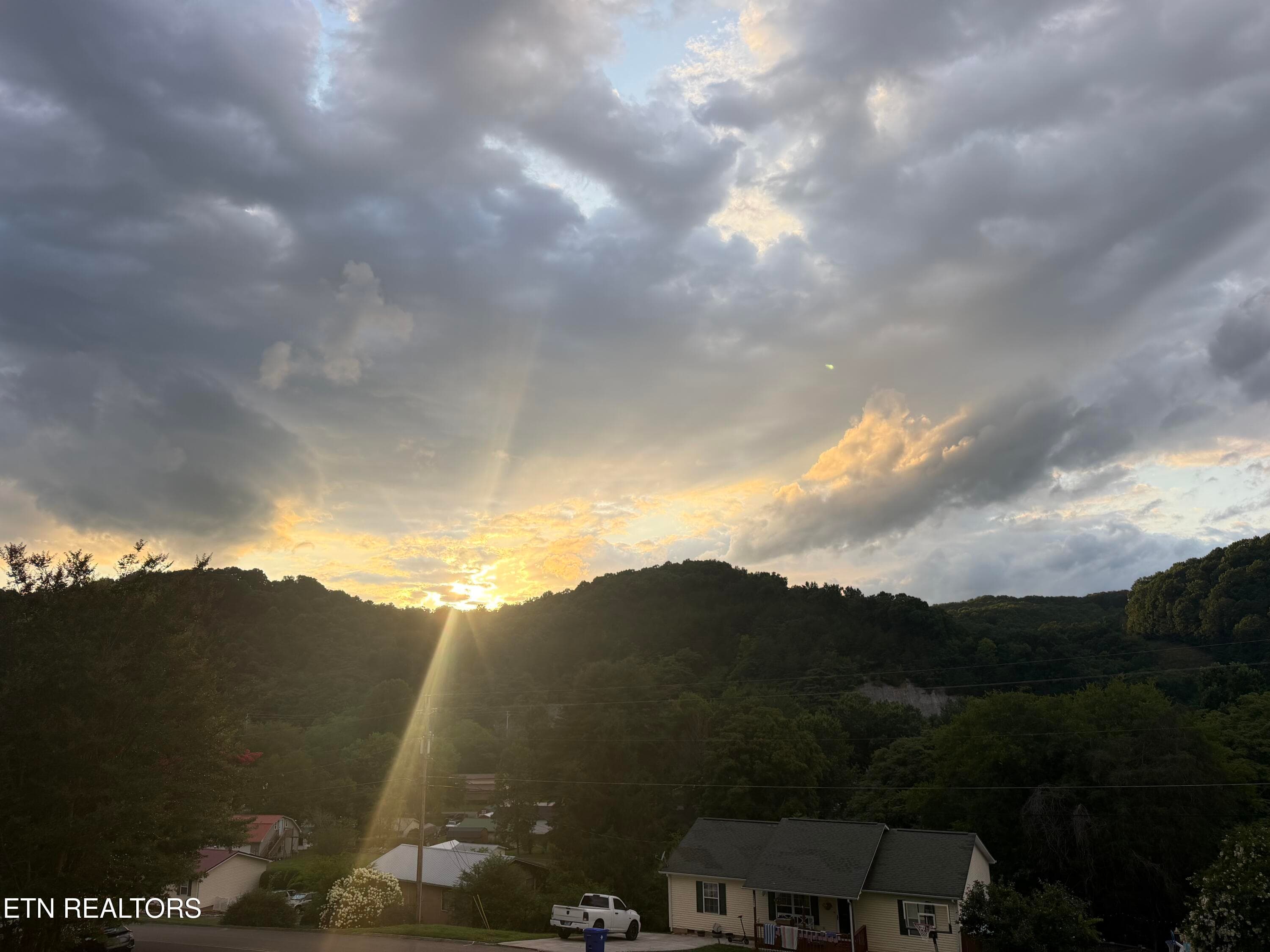 IMG_1129 - 1129 Melton Hill Circle, Clinton, TN 37716