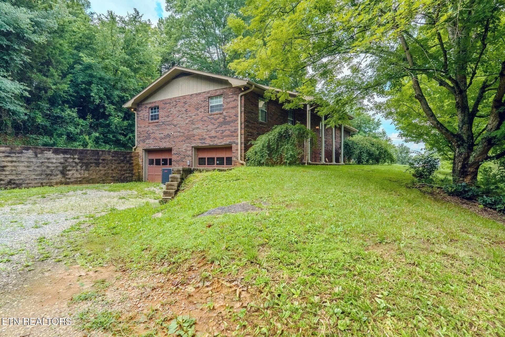 31-web-or-mls-1207-fagley-dr~2 - 1207 Fagley Drive, Seymour, TN 37865