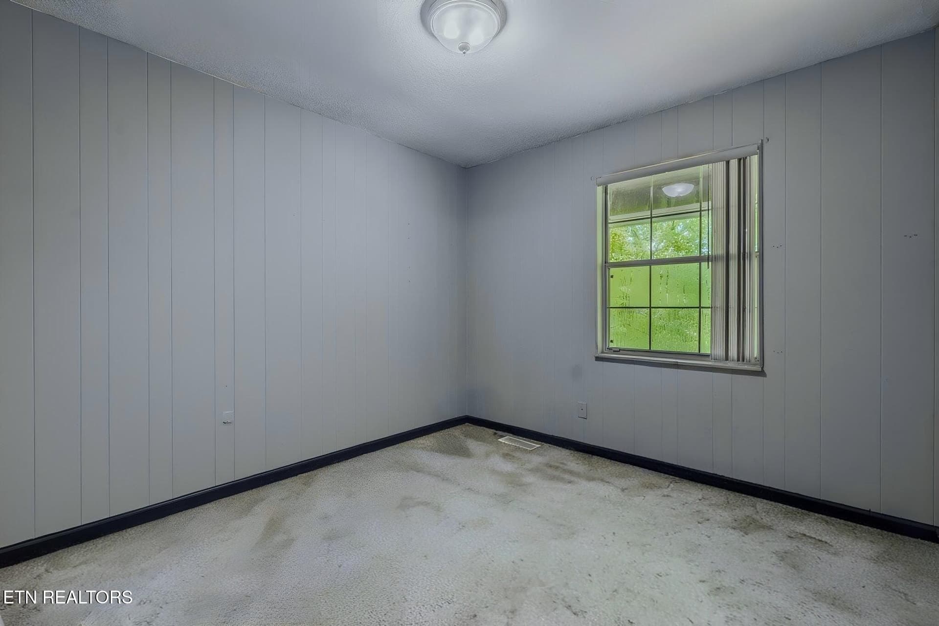 17-web-or-mls-1207-fagley-dr~2 - 1207 Fagley Drive, Seymour, TN 37865