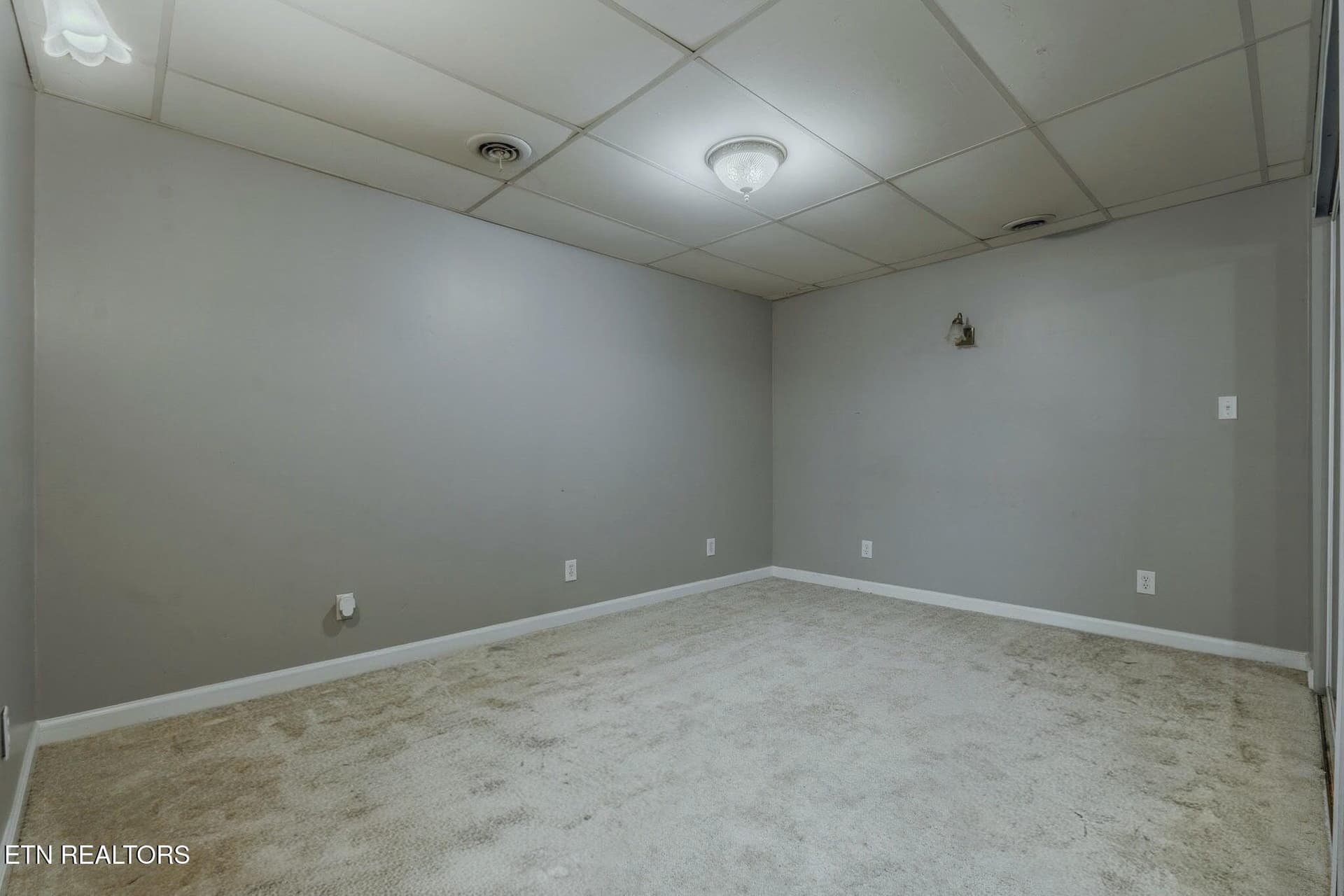 27-web-or-mls-1207-fagley-dr~2 - 1207 Fagley Drive, Seymour, TN 37865