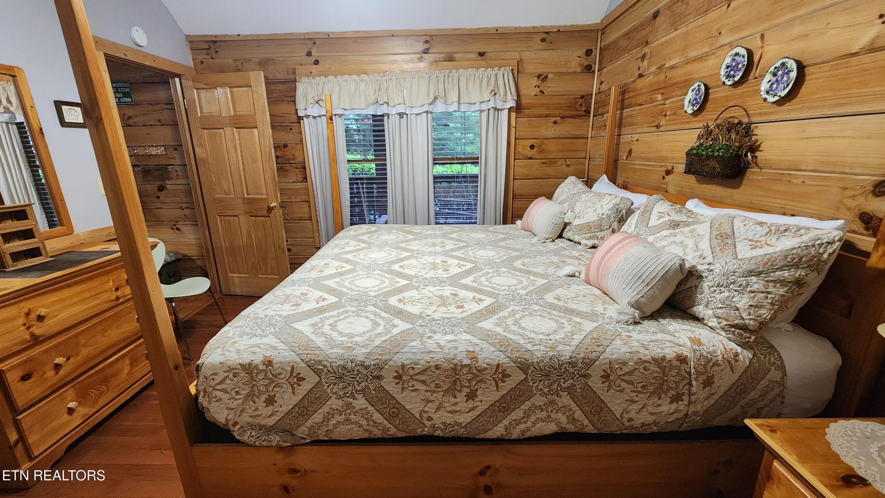 20260710_182934 - 713 Golden Eagle Way 223, Pigeon Forge, TN 37863, Pigeon Forge