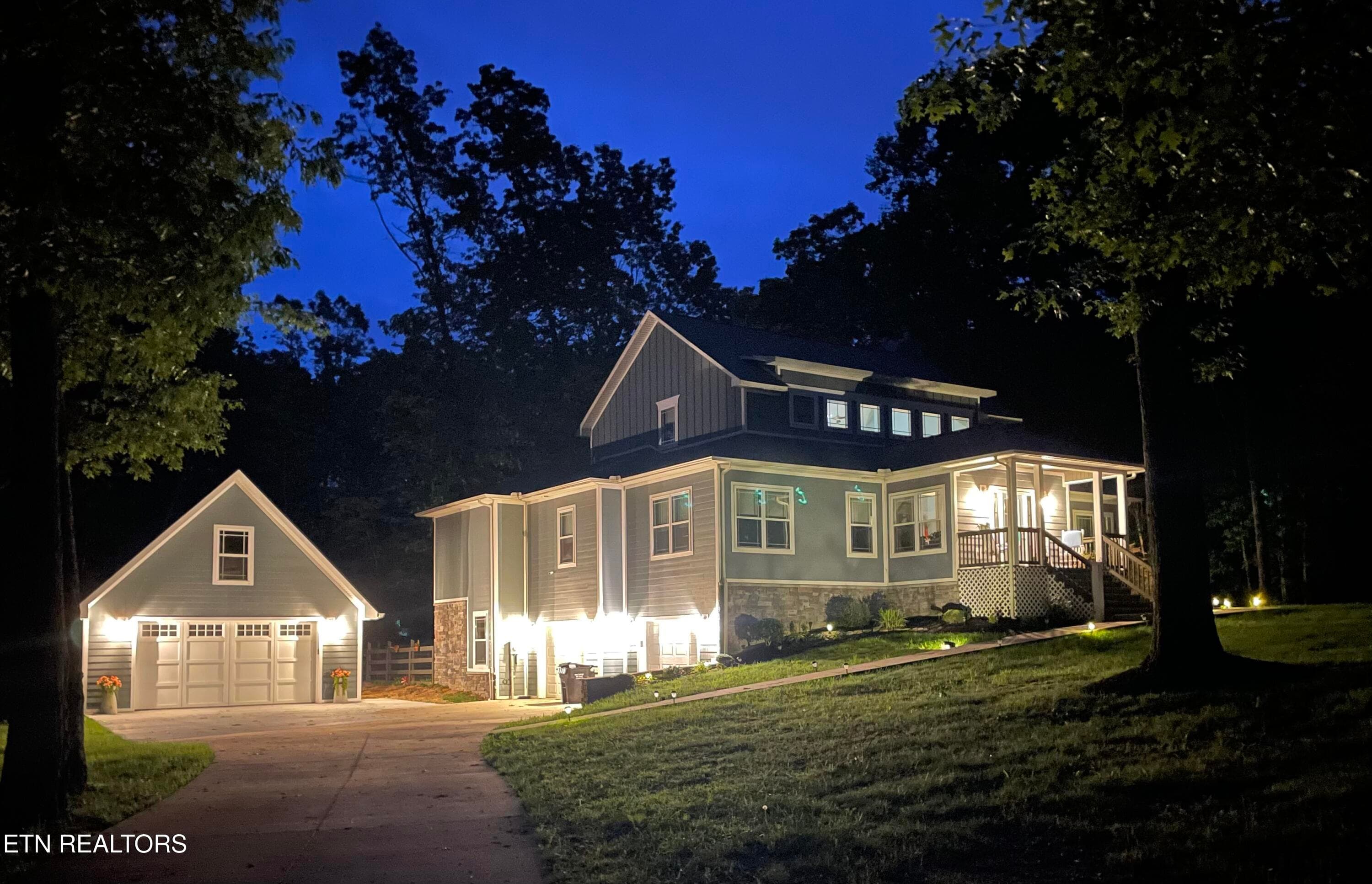 346 Red Oak Drive, Oneida, TN 37841