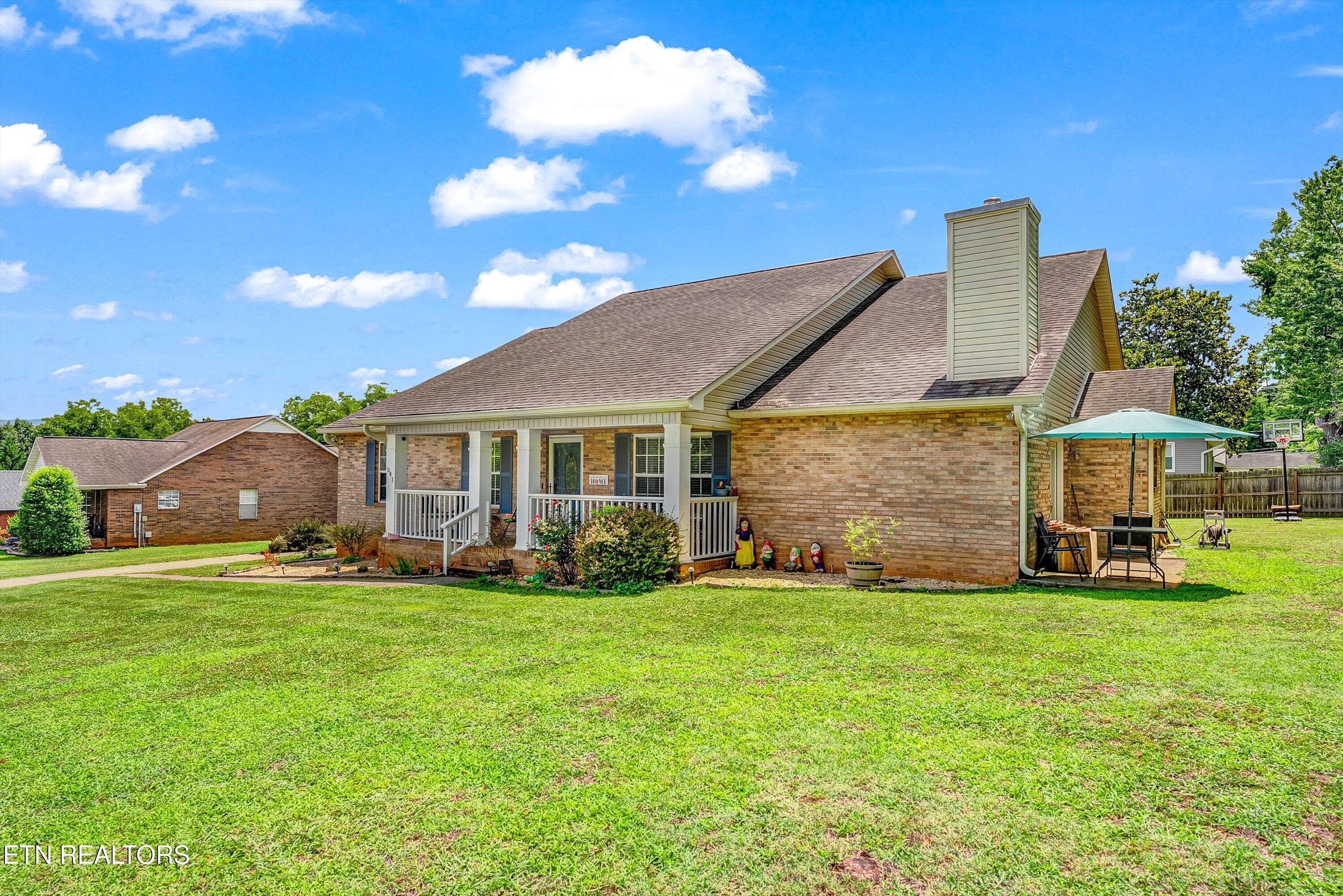 02-Front A2 - 541 Sandy Springs Rd, Maryville, TN 37803