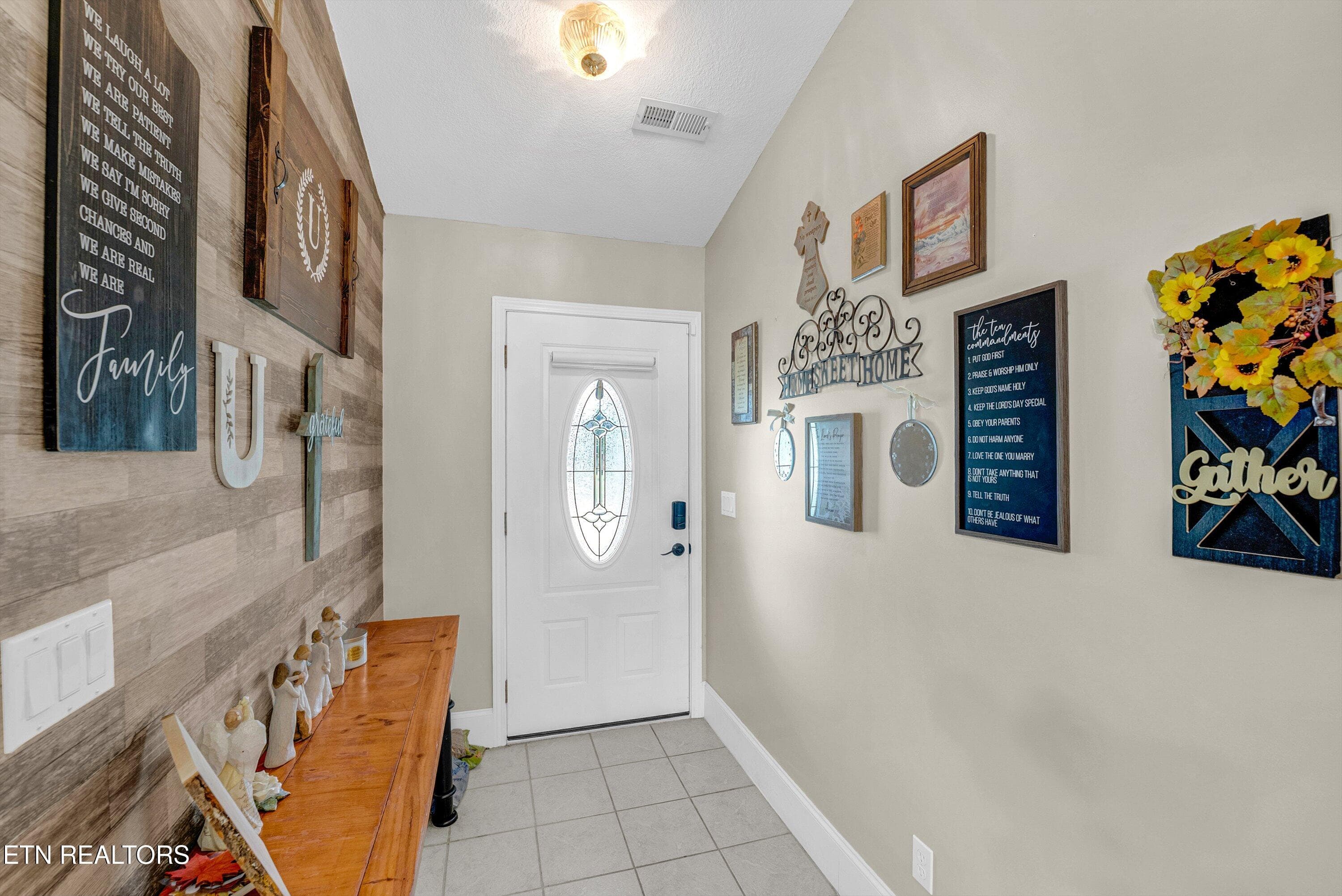 10-Front Door A1 - 541 Sandy Springs Rd, Maryville, TN 37803