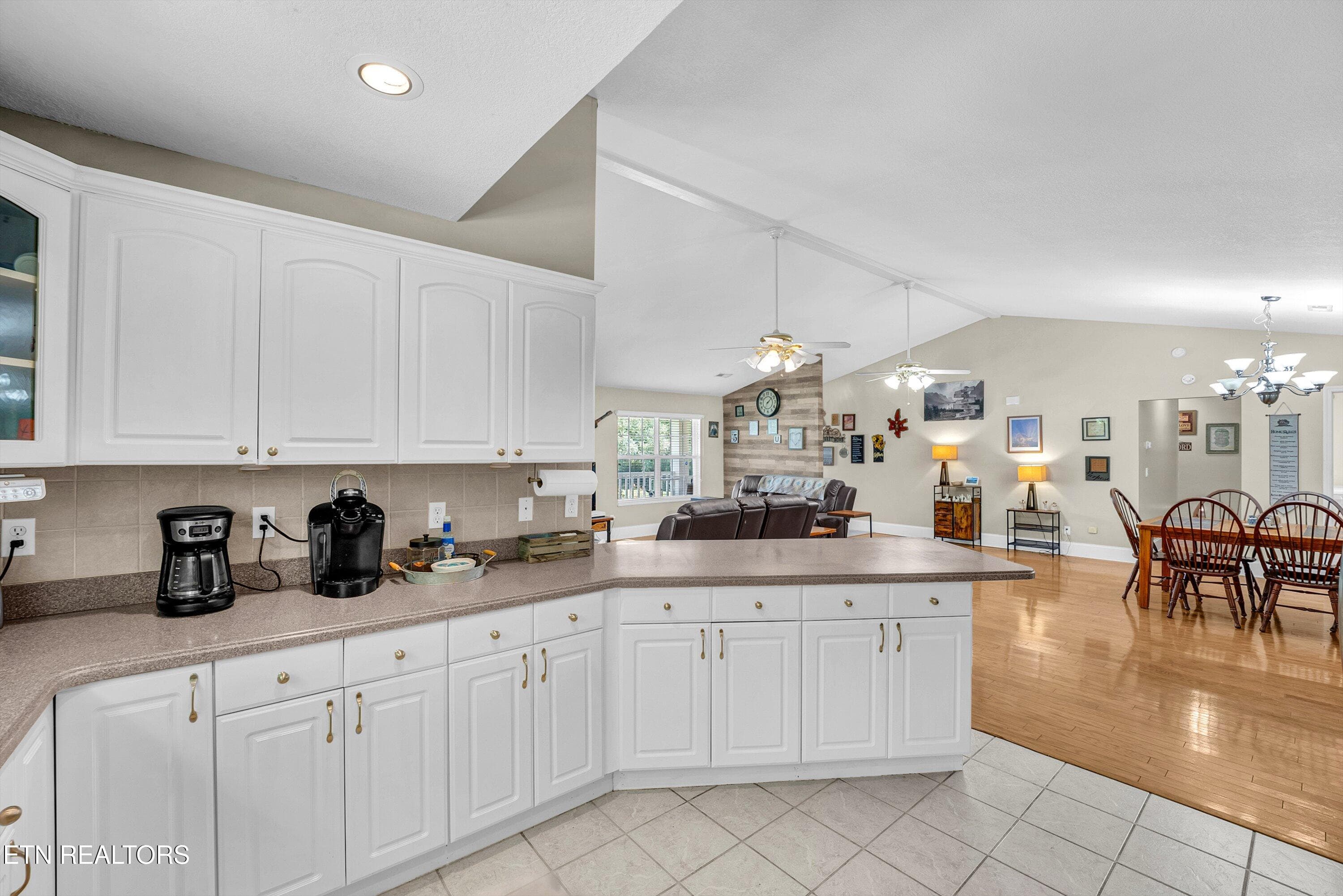 19-Kitchen A4 - 541 Sandy Springs Rd, Maryville, TN 37803