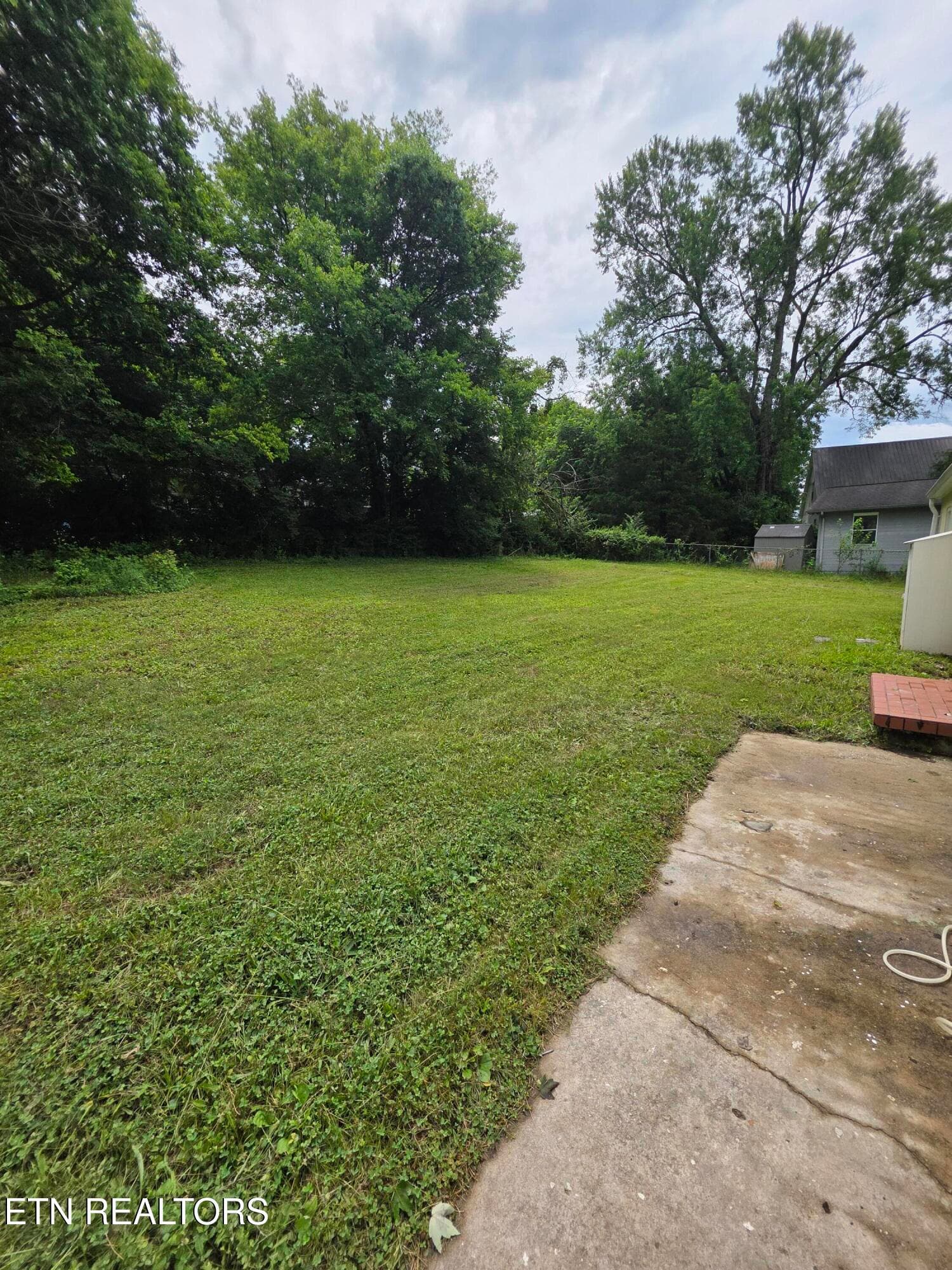 20260711_121129 - 2204 Bradshaw Garden Rd, Knoxville, TN 37912, Knoxville