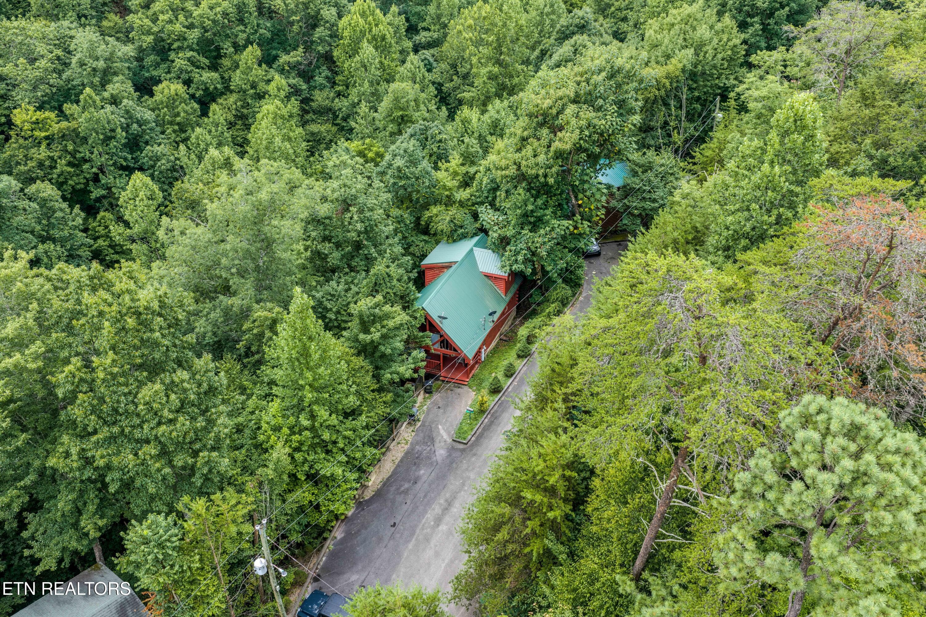 245EdensWay-2 - 245 Edens Way, Sevierville, TN 37876