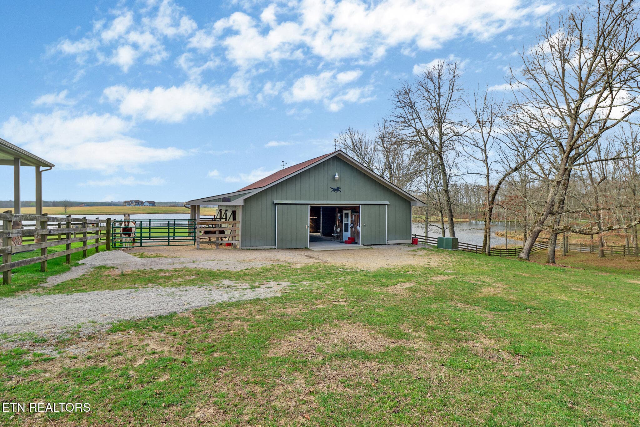 662413721_10243184936825542_584941900663 - 1201 Bridle Trail, Spencer, TN 38585