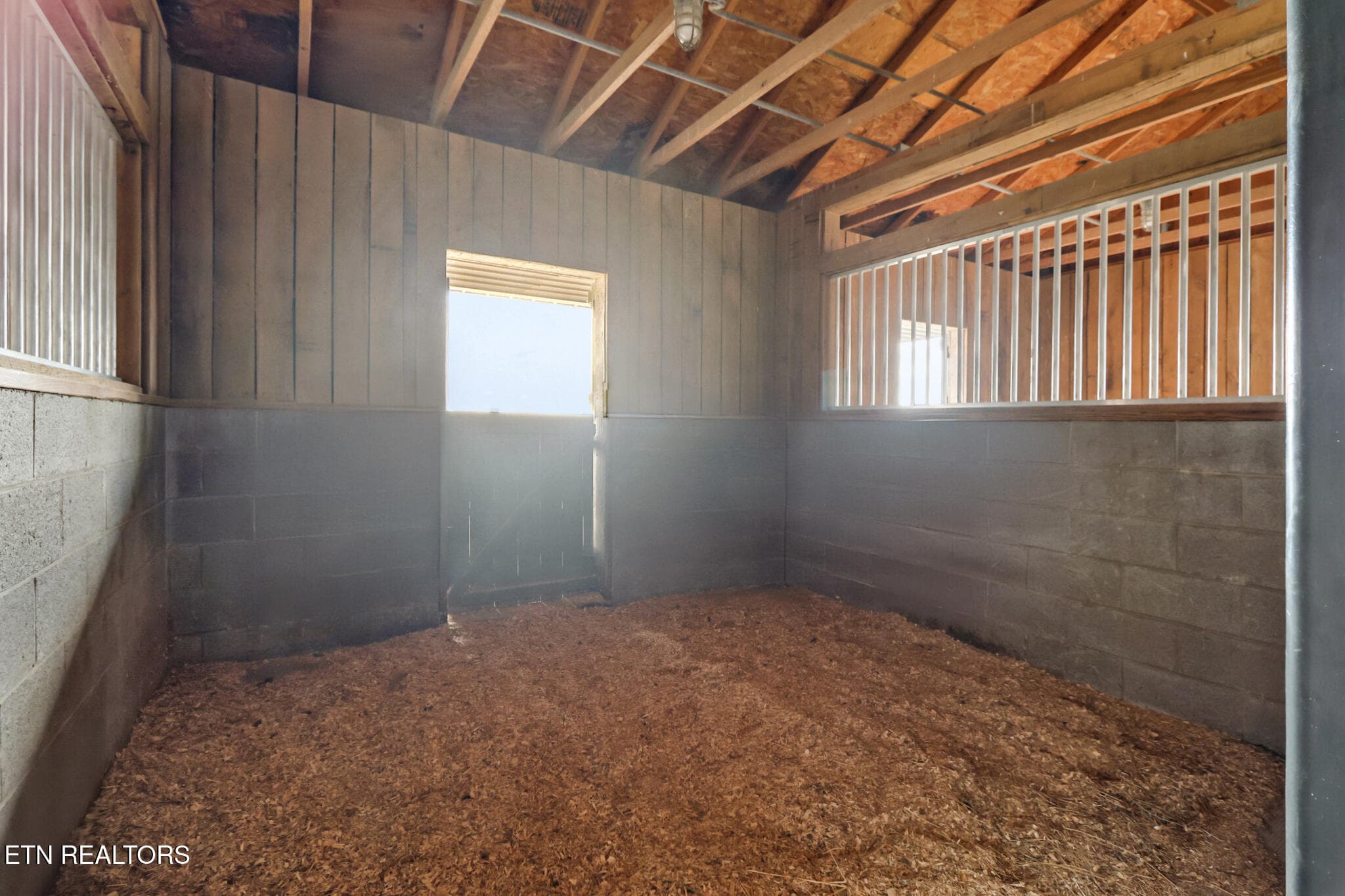 658827018_10243184923265203_902553064040 - 1201 Bridle Trail, Spencer, TN 38585