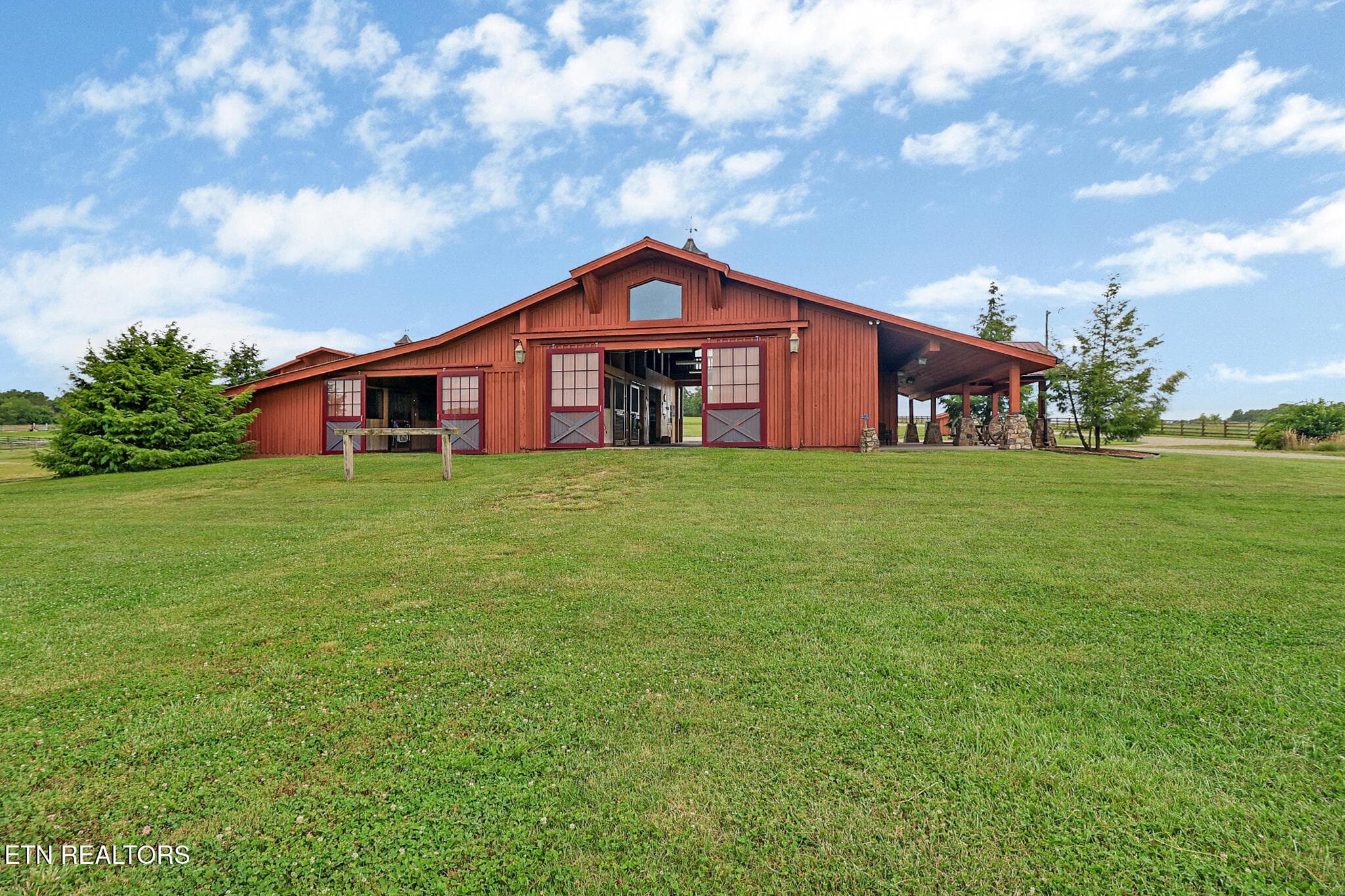 n44a0648-n44a0652 (1) - 1201 Bridle Trail, Spencer, TN 38585