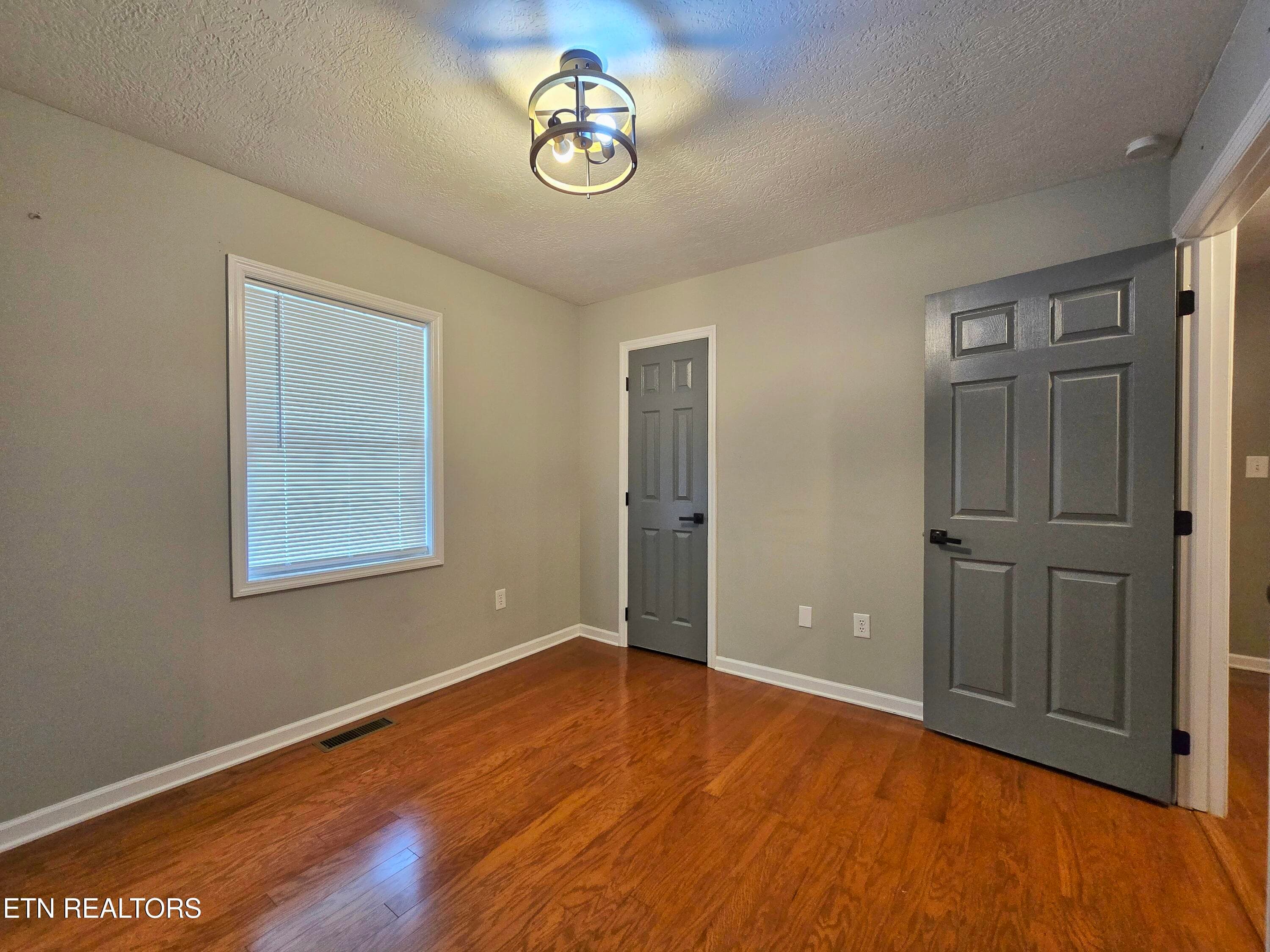 1000020472 - 516 N 11Th St, LaFollette, TN 37766