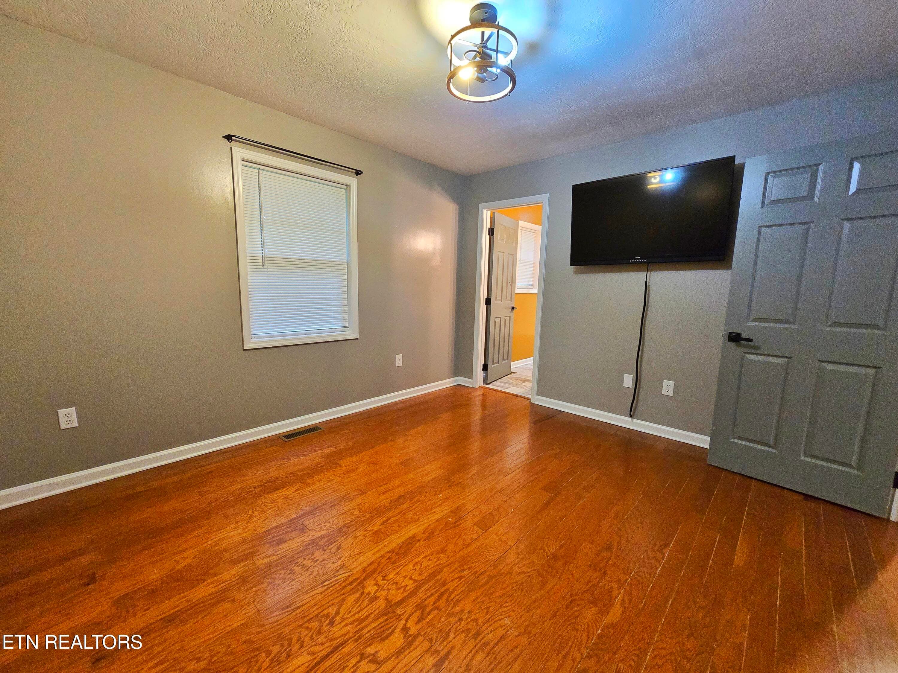 1000020488 - 516 N 11Th St, LaFollette, TN 37766
