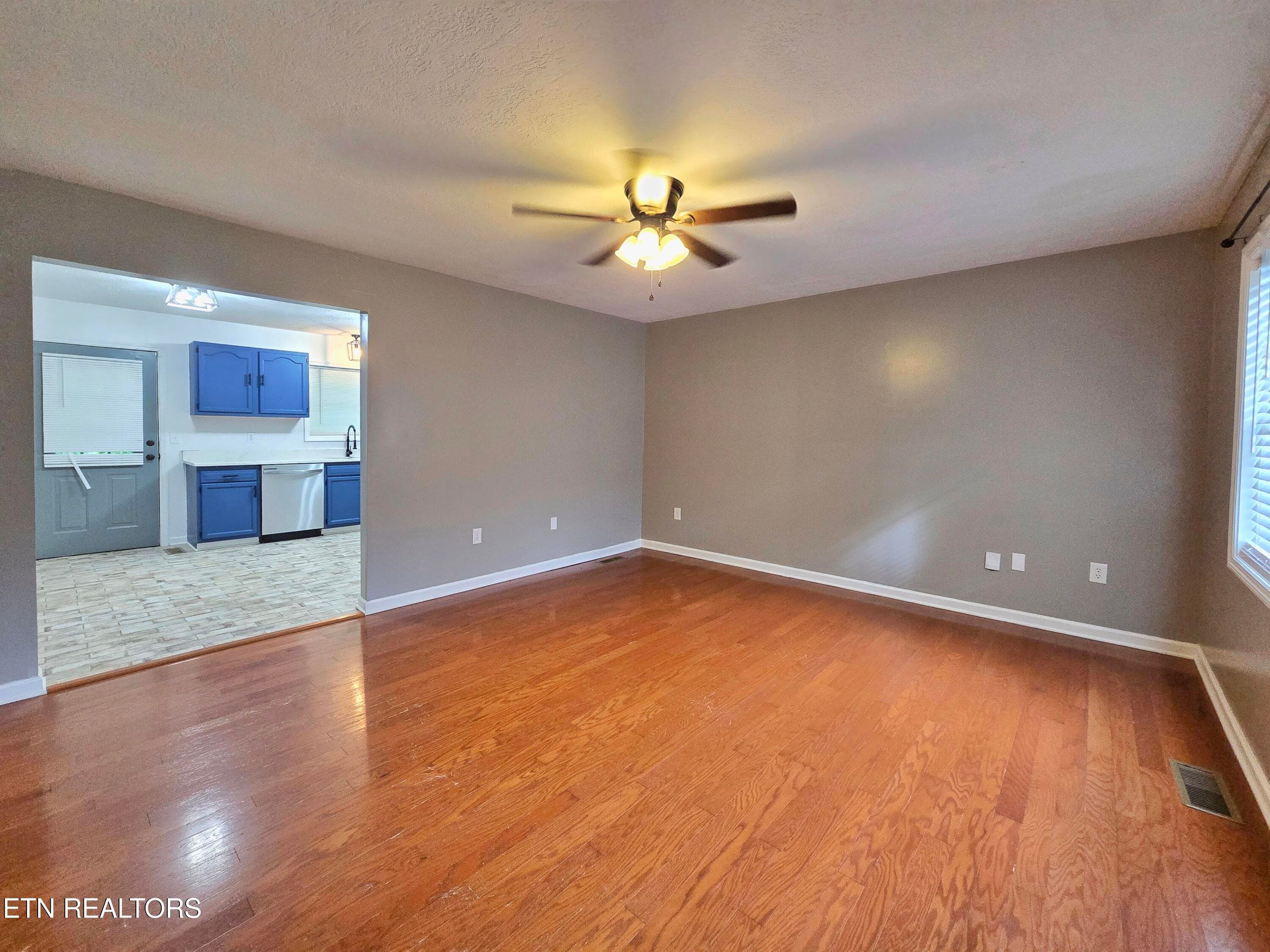 1000020460 - 516 N 11Th St, LaFollette, TN 37766