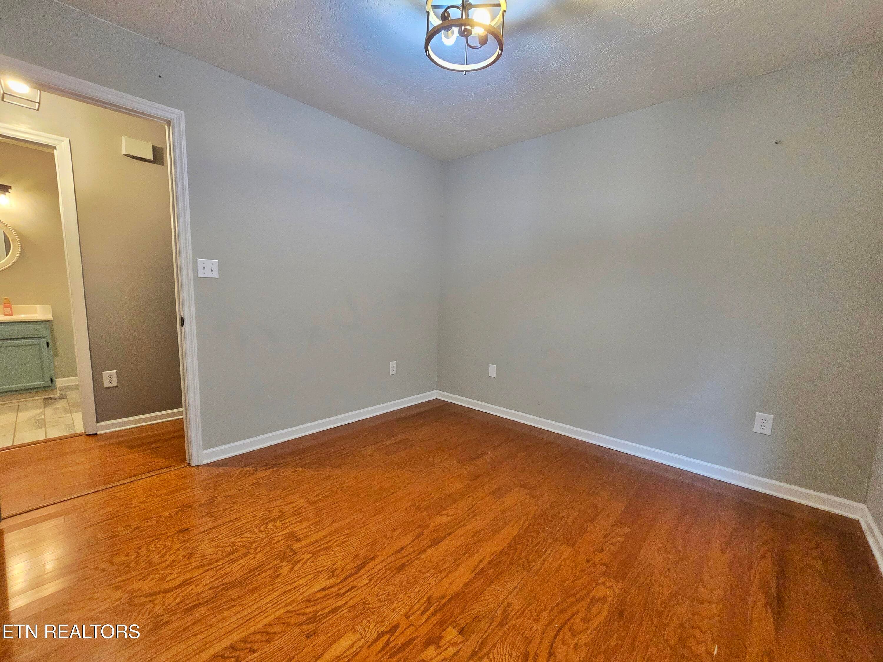 1000020475 - 516 N 11Th St, LaFollette, TN 37766