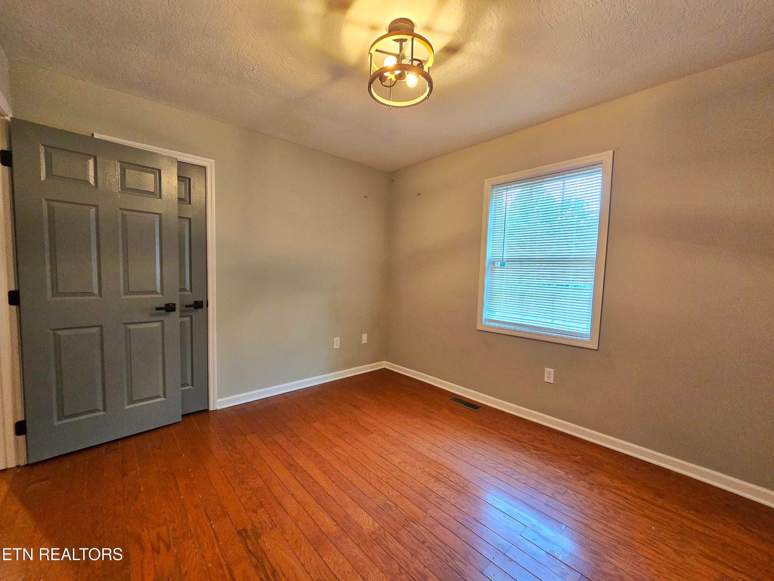 1000020486 - 516 N 11Th St, LaFollette, TN 37766