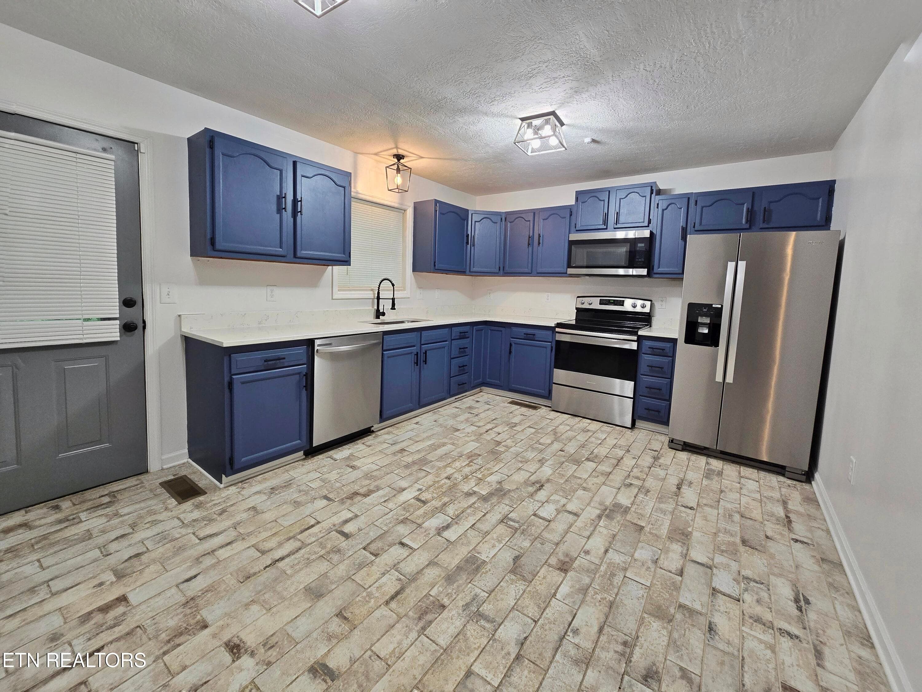 1000020464 (1) - 516 N 11Th St, LaFollette, TN 37766