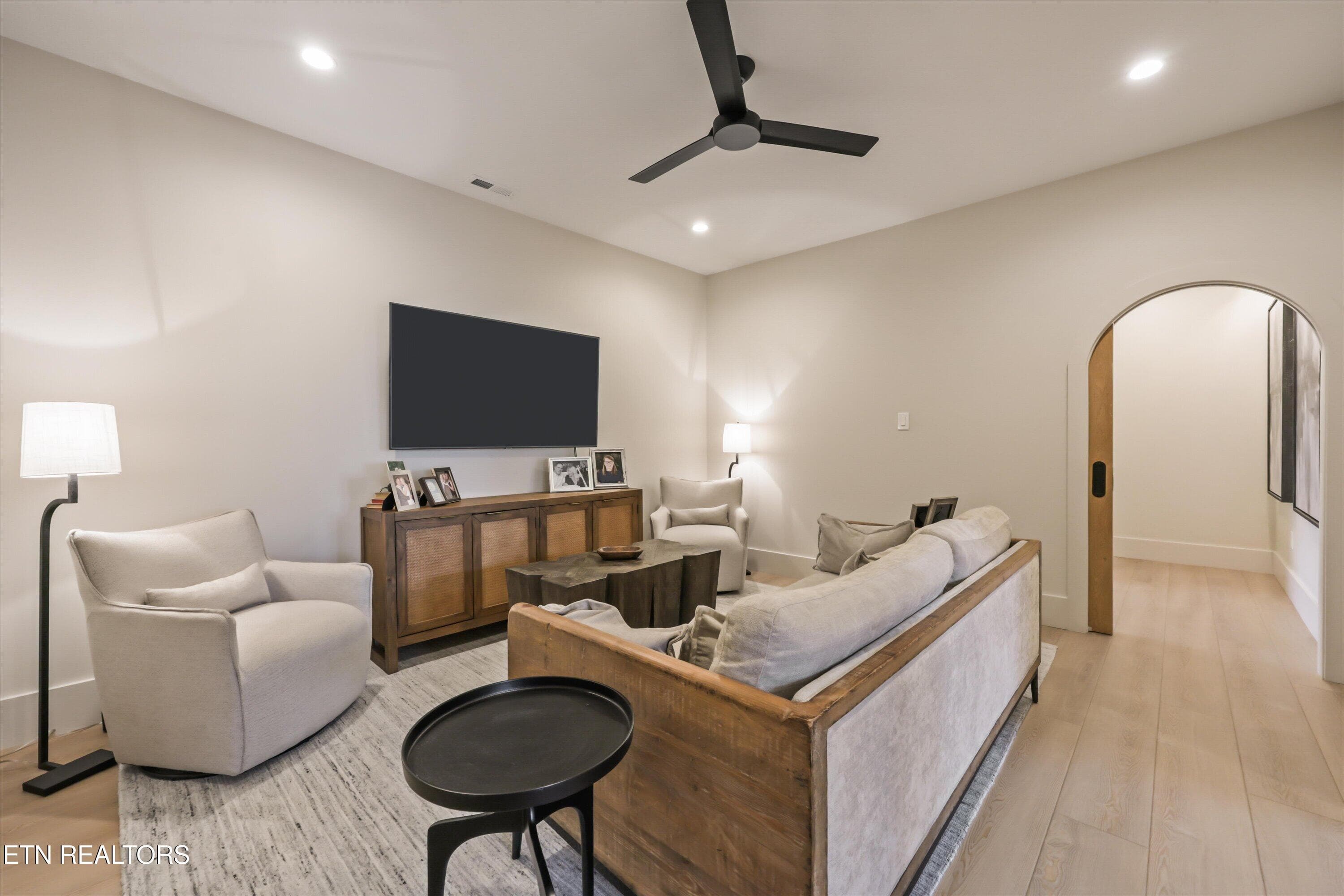 Bonus Second Level Sitting Room - 9437 Horizon Drive, Knoxville, TN 37922, Knoxville