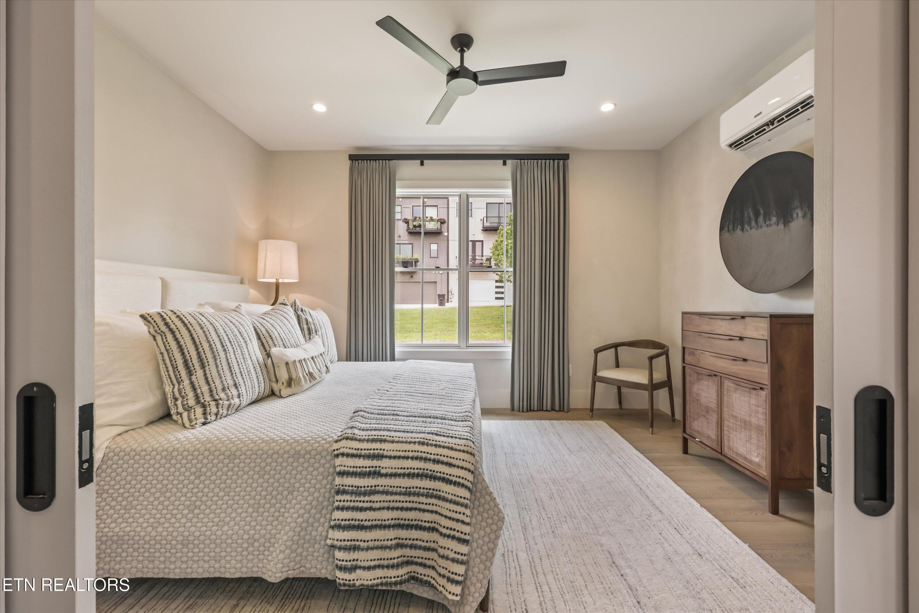 Guest House - 9437 Horizon Drive, Knoxville, TN 37922, Knoxville
