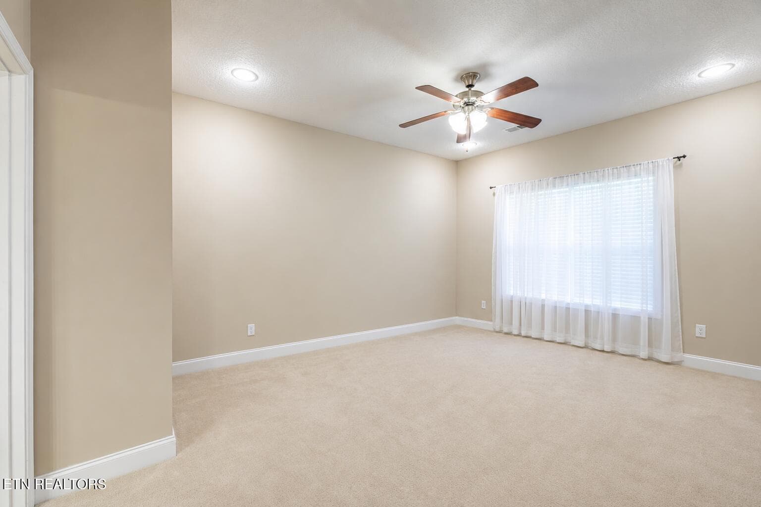 014D835C-DE2C-44EF-9B68-BD075E32D2E4 - 2220 McCampbell Wells Way, Knoxville, TN 37924, Knoxville