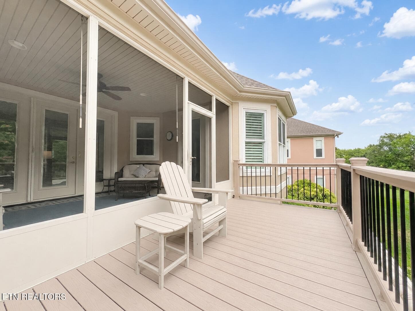 Main level Balcony - 137 Heron Court, Vonore, TN 37885