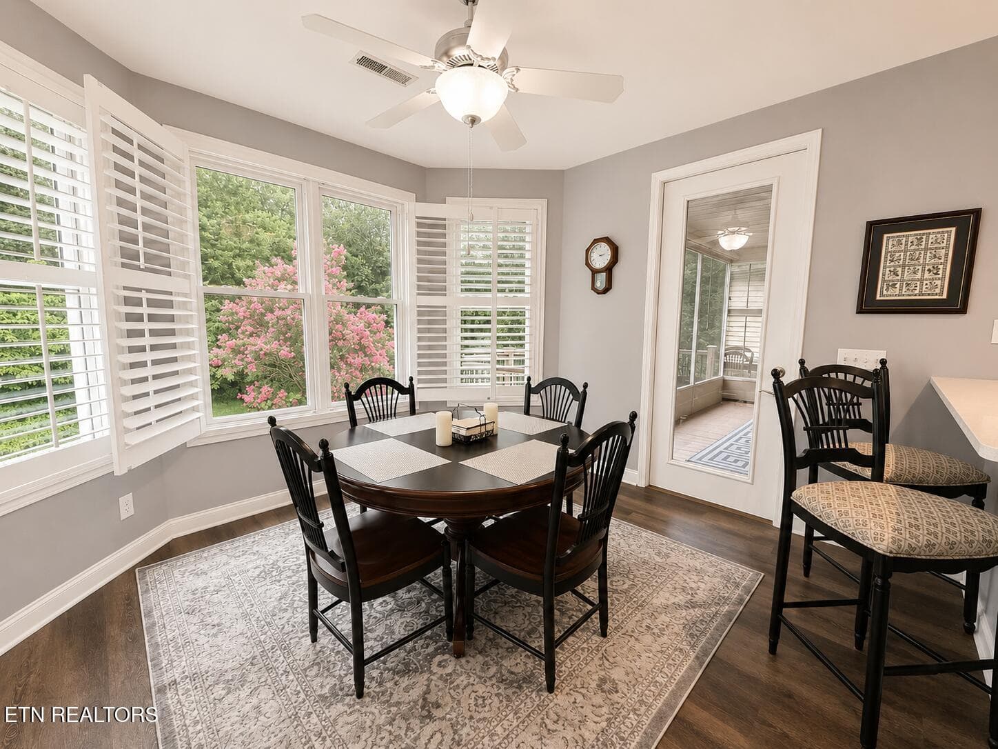 Eat-in Kitchen - 137 Heron Court, Vonore, TN 37885