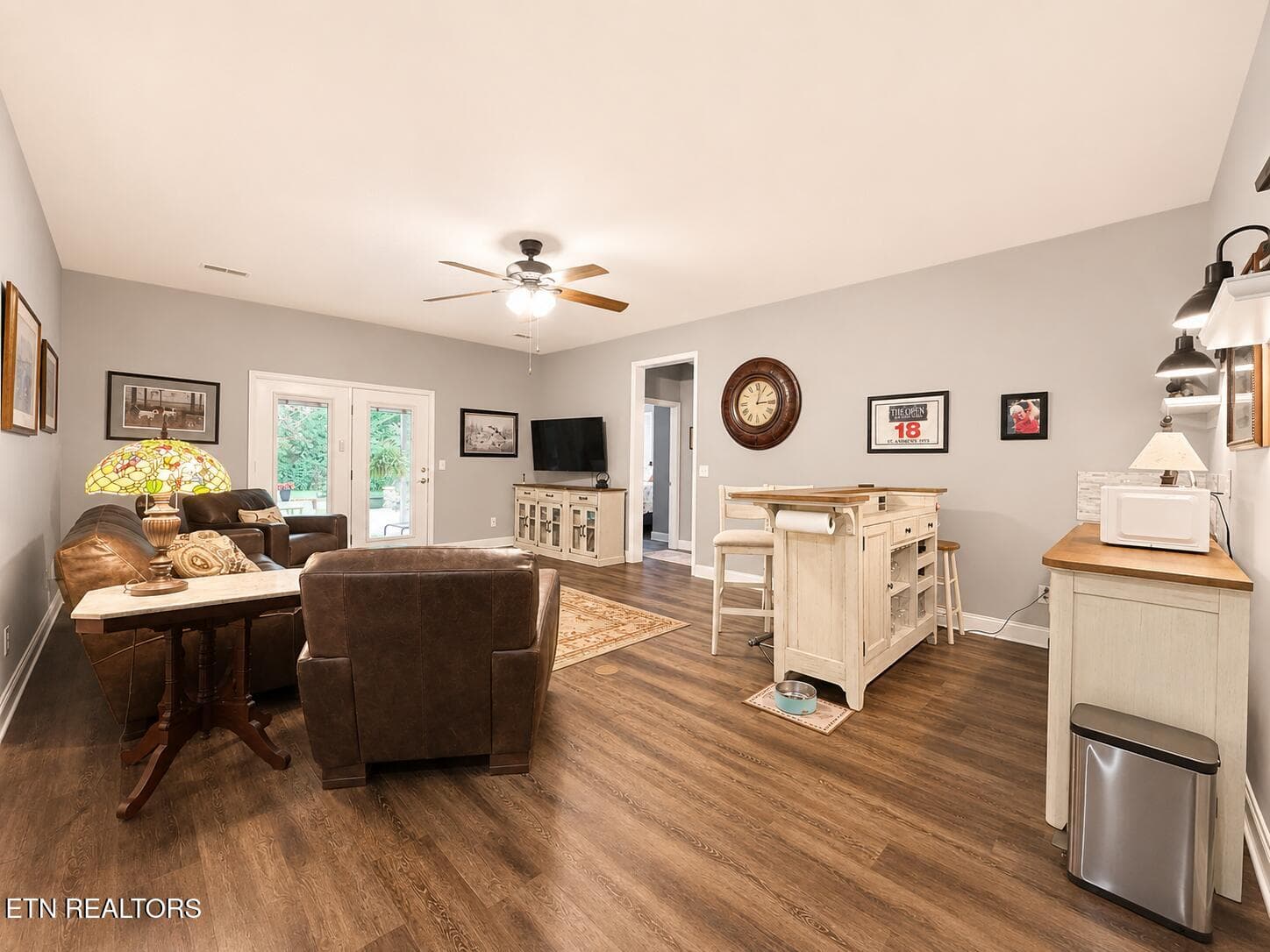 Downstairs Living Room - 137 Heron Court, Vonore, TN 37885