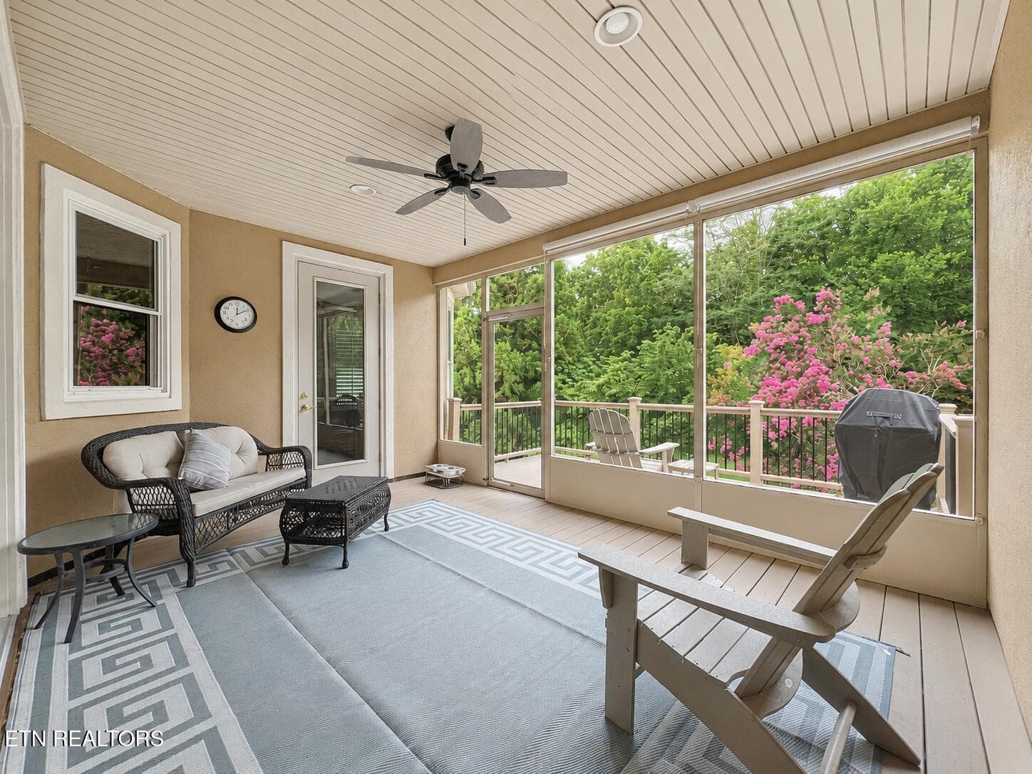 Main Level Sunroom - 137 Heron Court, Vonore, TN 37885