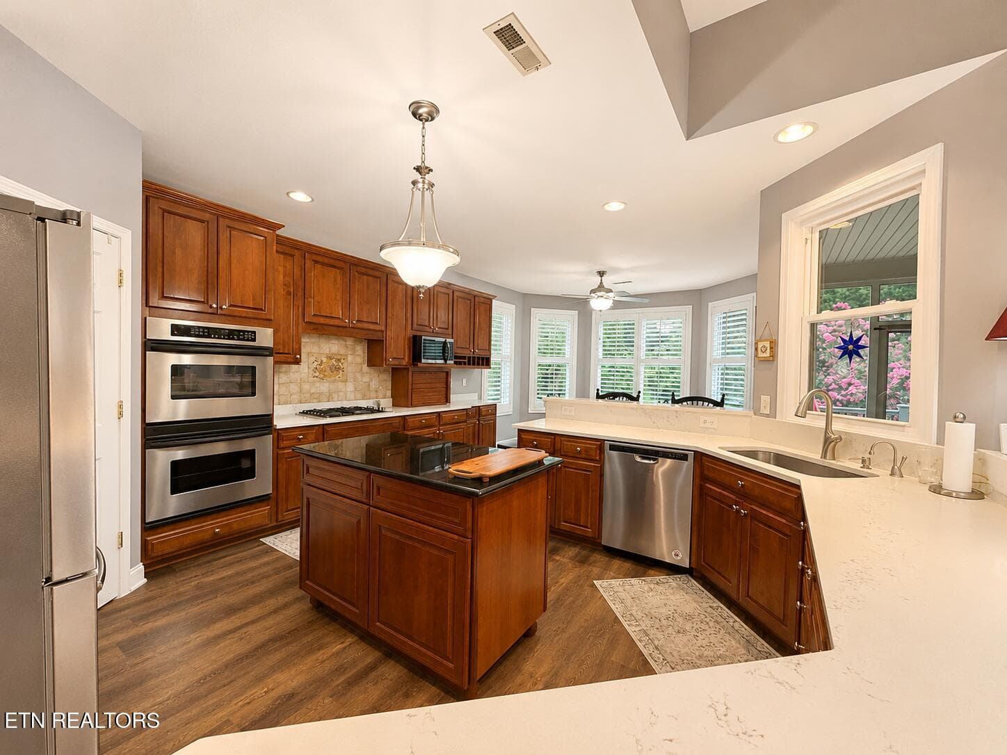 Kitchen - 137 Heron Court, Vonore, TN 37885