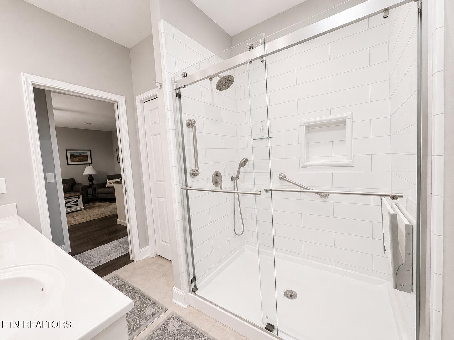 Downstairs Bathroom - 137 Heron Court, Vonore, TN 37885