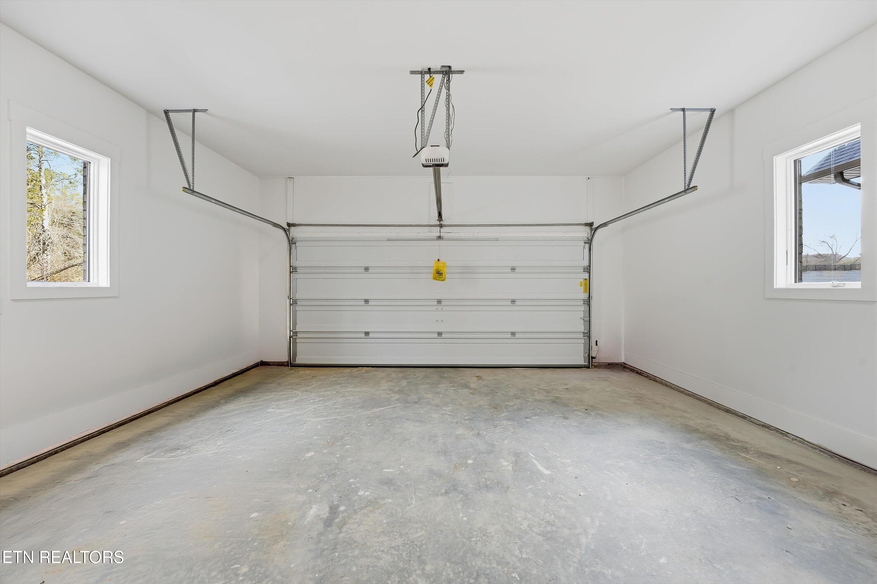 Garage - 625 October Glory Lane, Knoxville, TN 37934, Knoxville